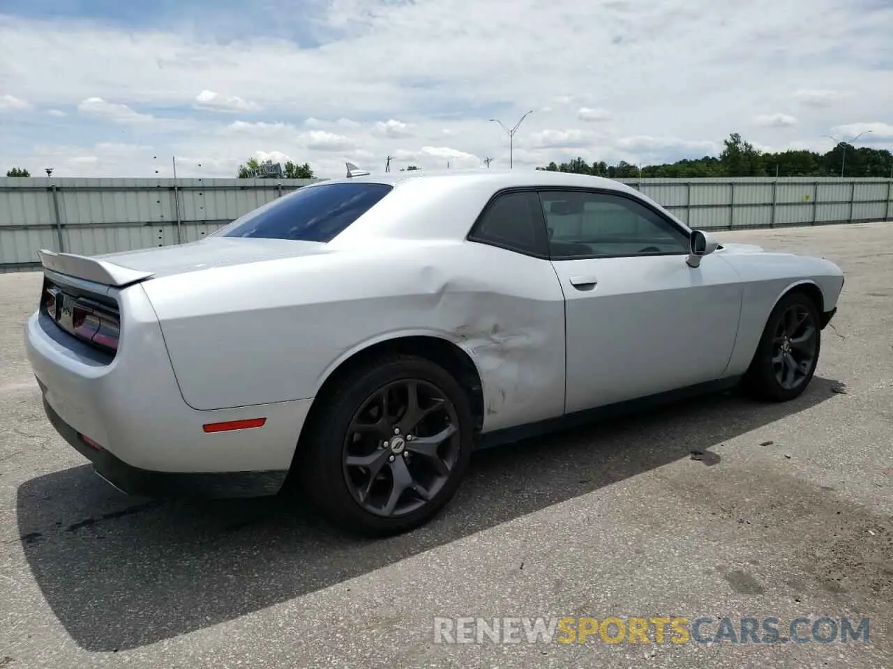 3 Photograph of a damaged car 2C3CDZAG6KH733965 DODGE CHALLENGER 2019