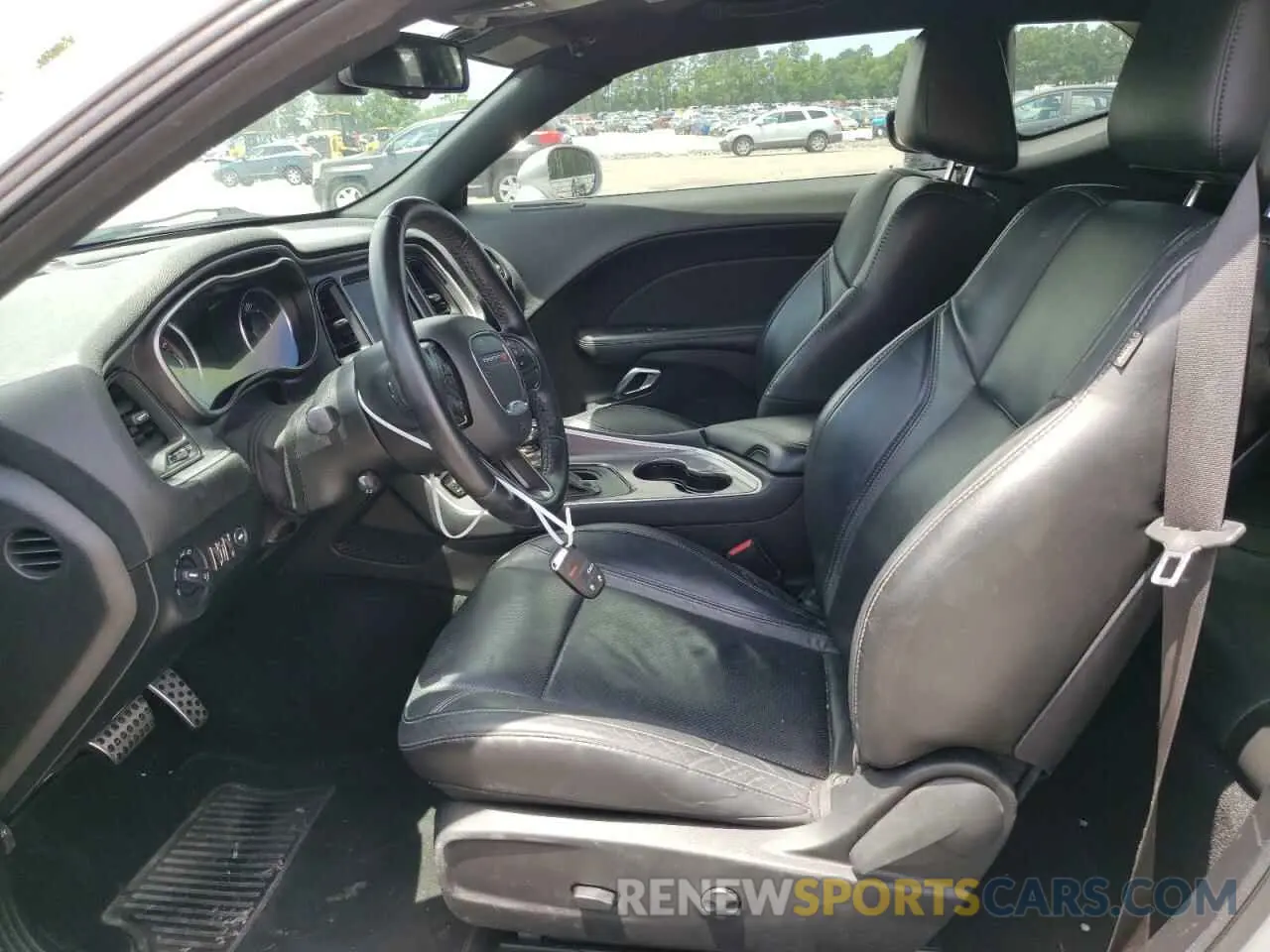 7 Photograph of a damaged car 2C3CDZAG6KH733965 DODGE CHALLENGER 2019
