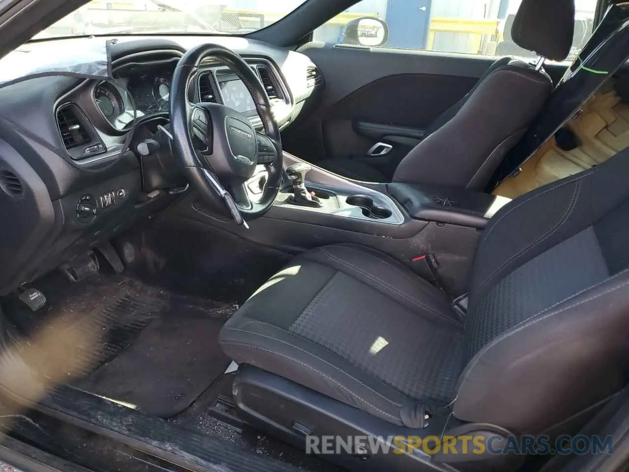 7 Photograph of a damaged car 2C3CDZAG7KH501276 DODGE CHALLENGER 2019