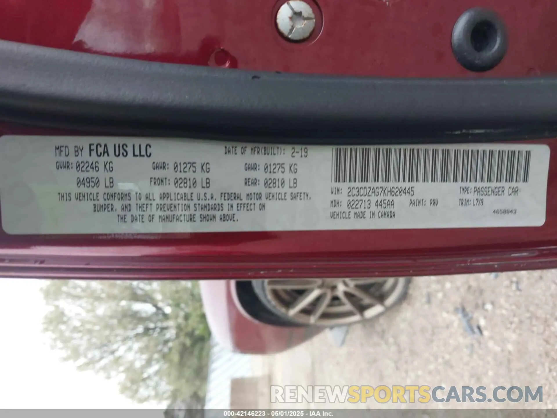 9 Photograph of a damaged car 2C3CDZAG7KH620445 DODGE CHALLENGER 2019