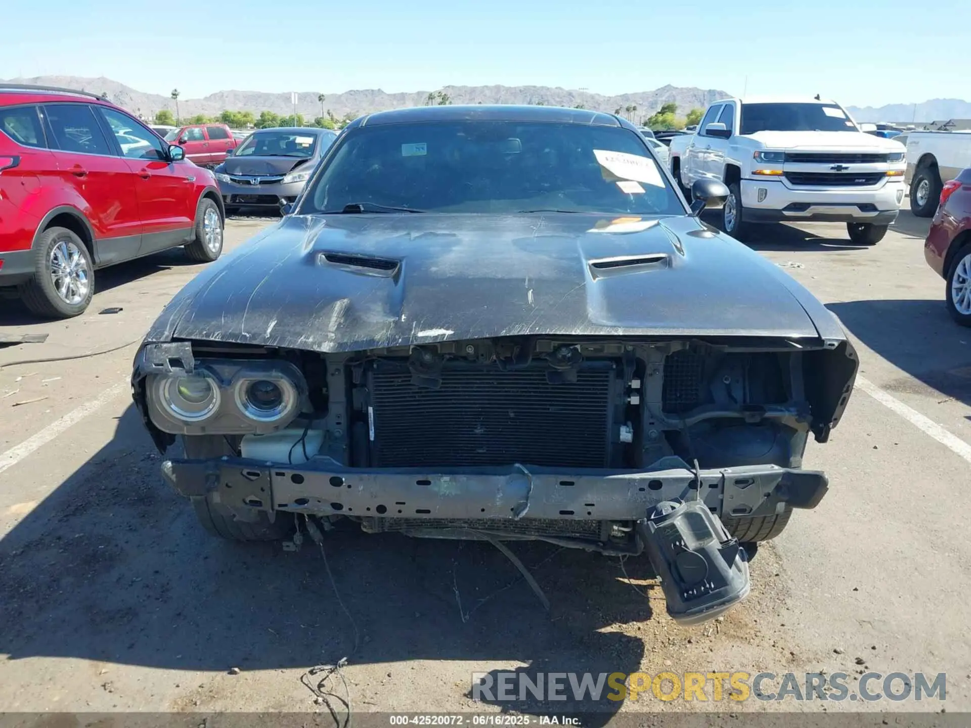 13 Photograph of a damaged car 2C3CDZAG7KH623278 DODGE CHALLENGER 2019