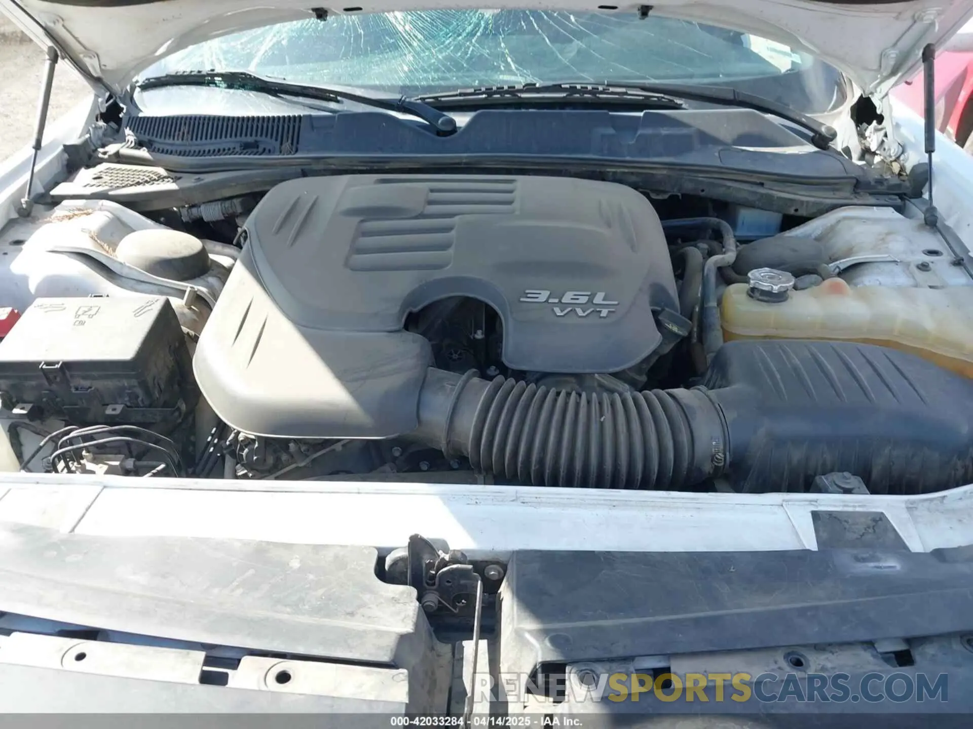 10 Photograph of a damaged car 2C3CDZAG7KH669998 DODGE CHALLENGER 2019