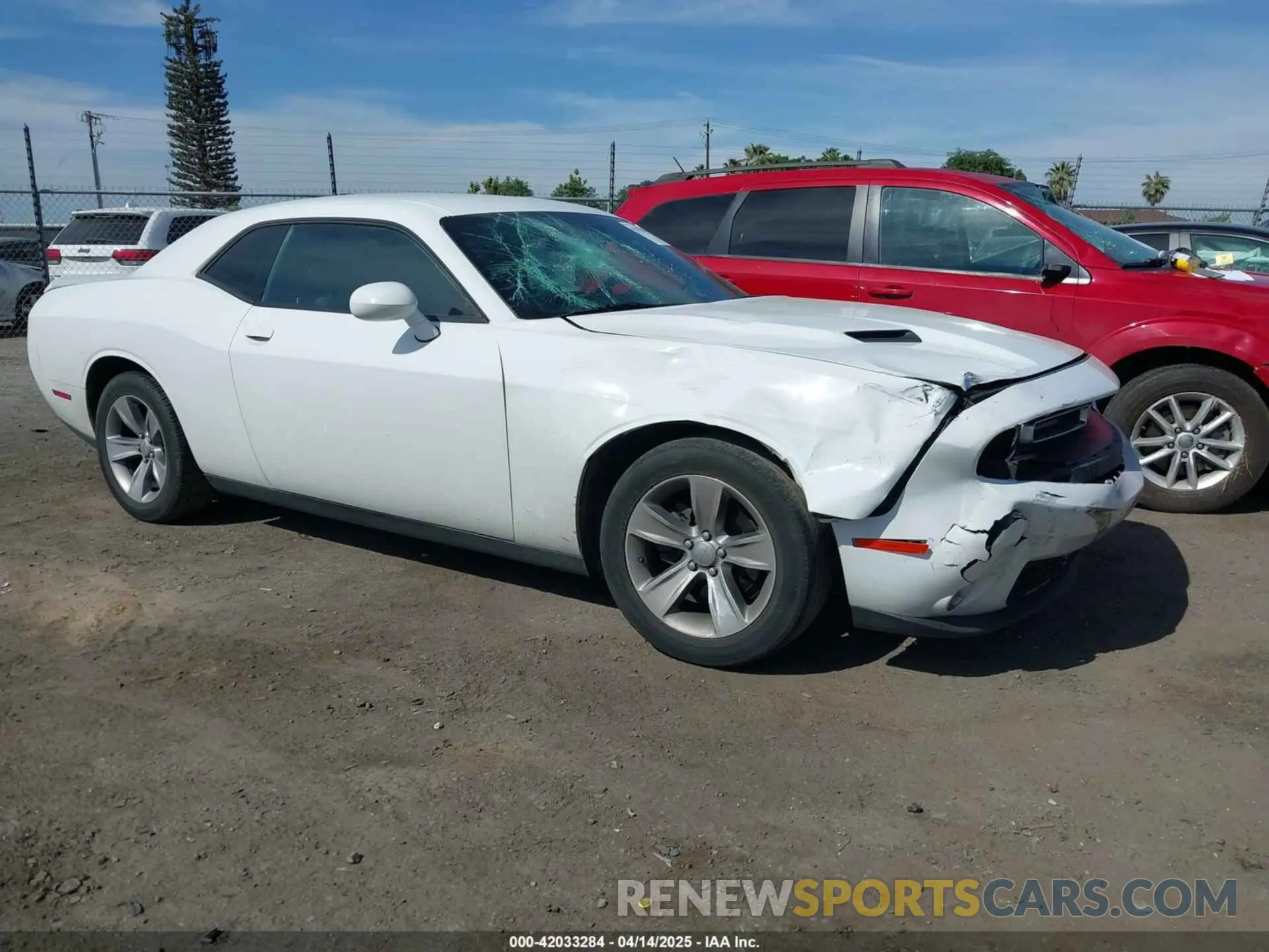 13 Photograph of a damaged car 2C3CDZAG7KH669998 DODGE CHALLENGER 2019