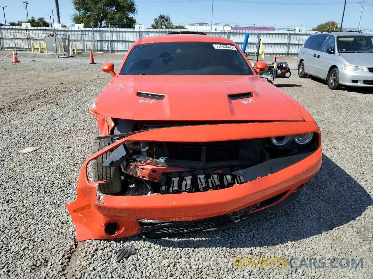 5 Photograph of a damaged car 2C3CDZAG7KH677731 DODGE CHALLENGER 2019