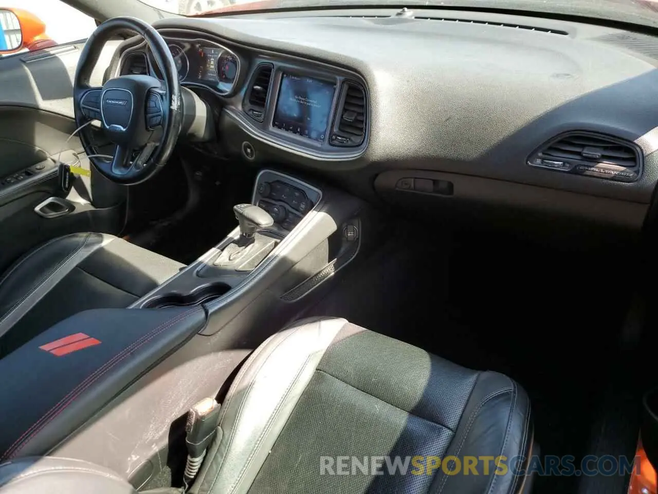 8 Photograph of a damaged car 2C3CDZAG7KH677731 DODGE CHALLENGER 2019