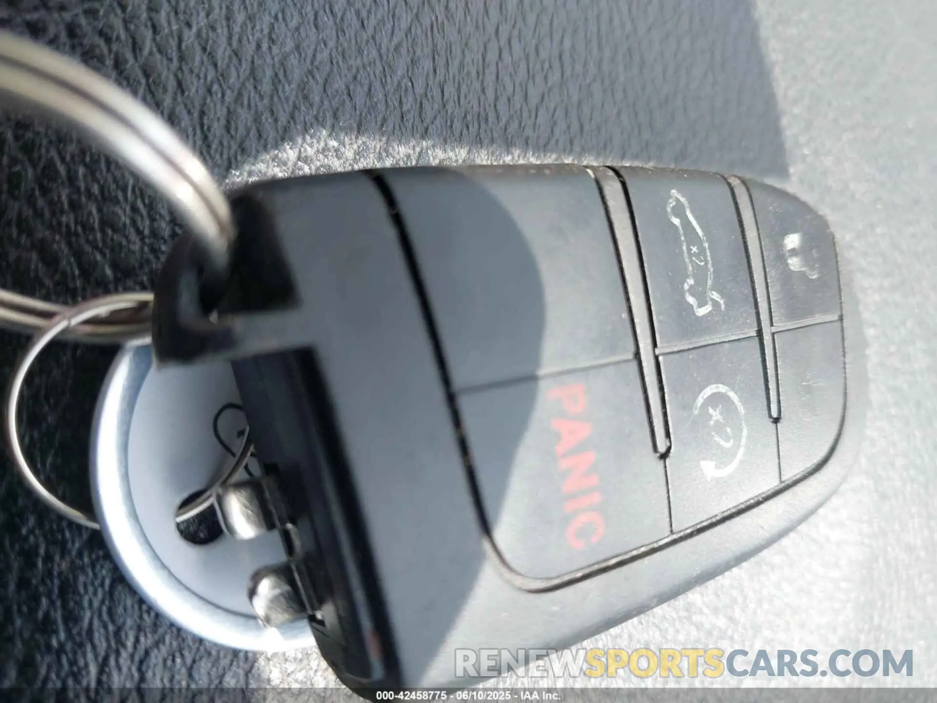 11 Photograph of a damaged car 2C3CDZAG7KH694366 DODGE CHALLENGER 2019