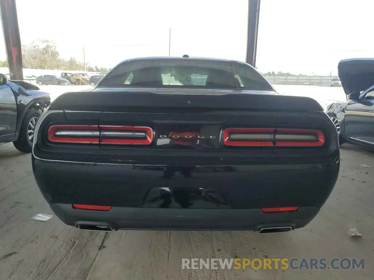 6 Photograph of a damaged car 2C3CDZAG7KH739659 DODGE CHALLENGER 2019