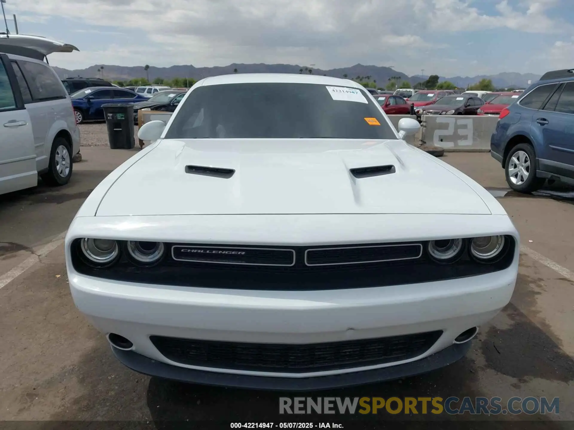 12 Photograph of a damaged car 2C3CDZAG7KH744313 DODGE CHALLENGER 2019