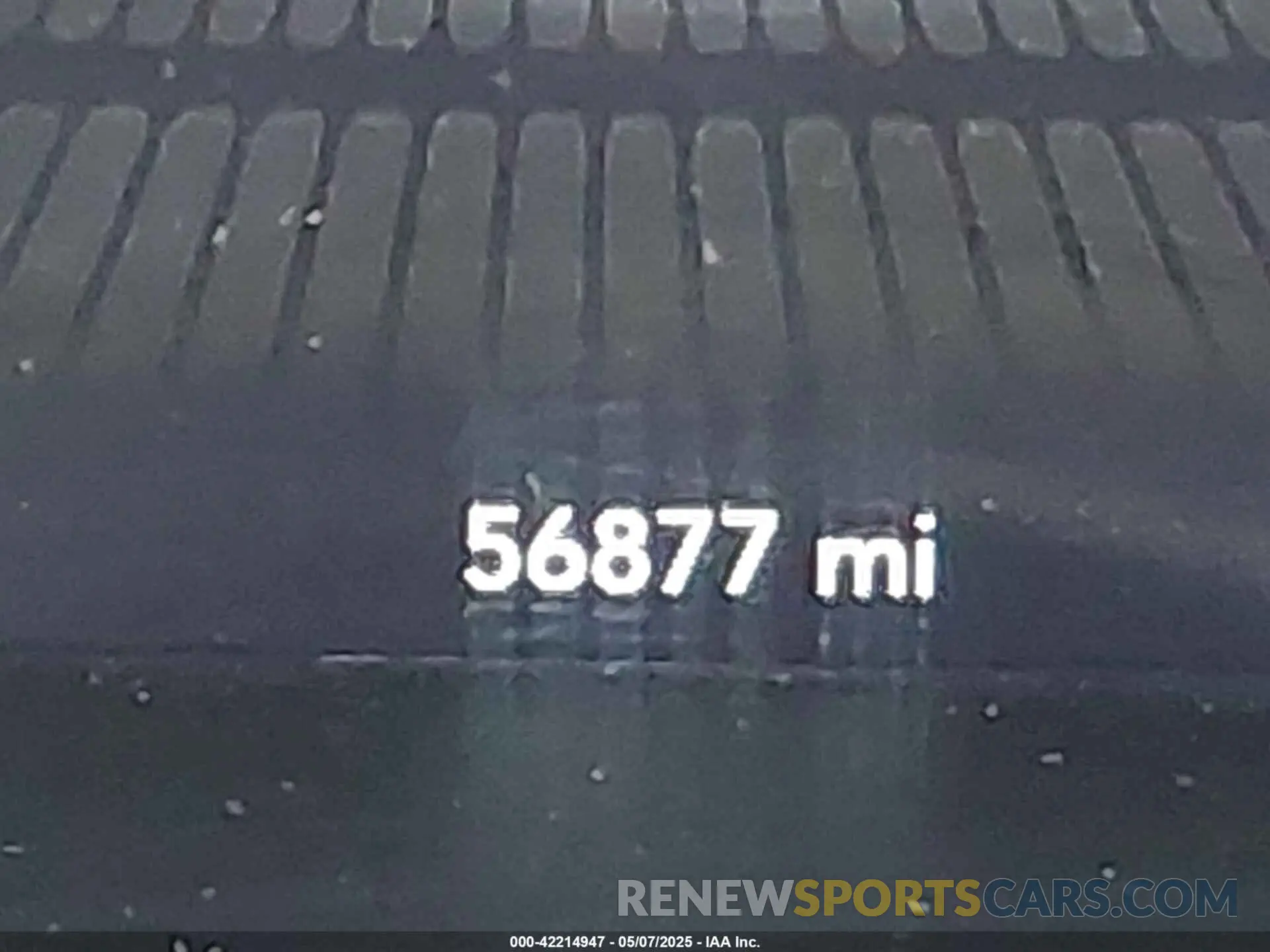 15 Photograph of a damaged car 2C3CDZAG7KH744313 DODGE CHALLENGER 2019