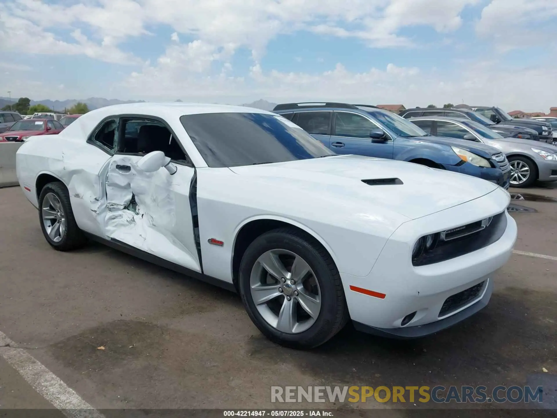 6 Photograph of a damaged car 2C3CDZAG7KH744313 DODGE CHALLENGER 2019