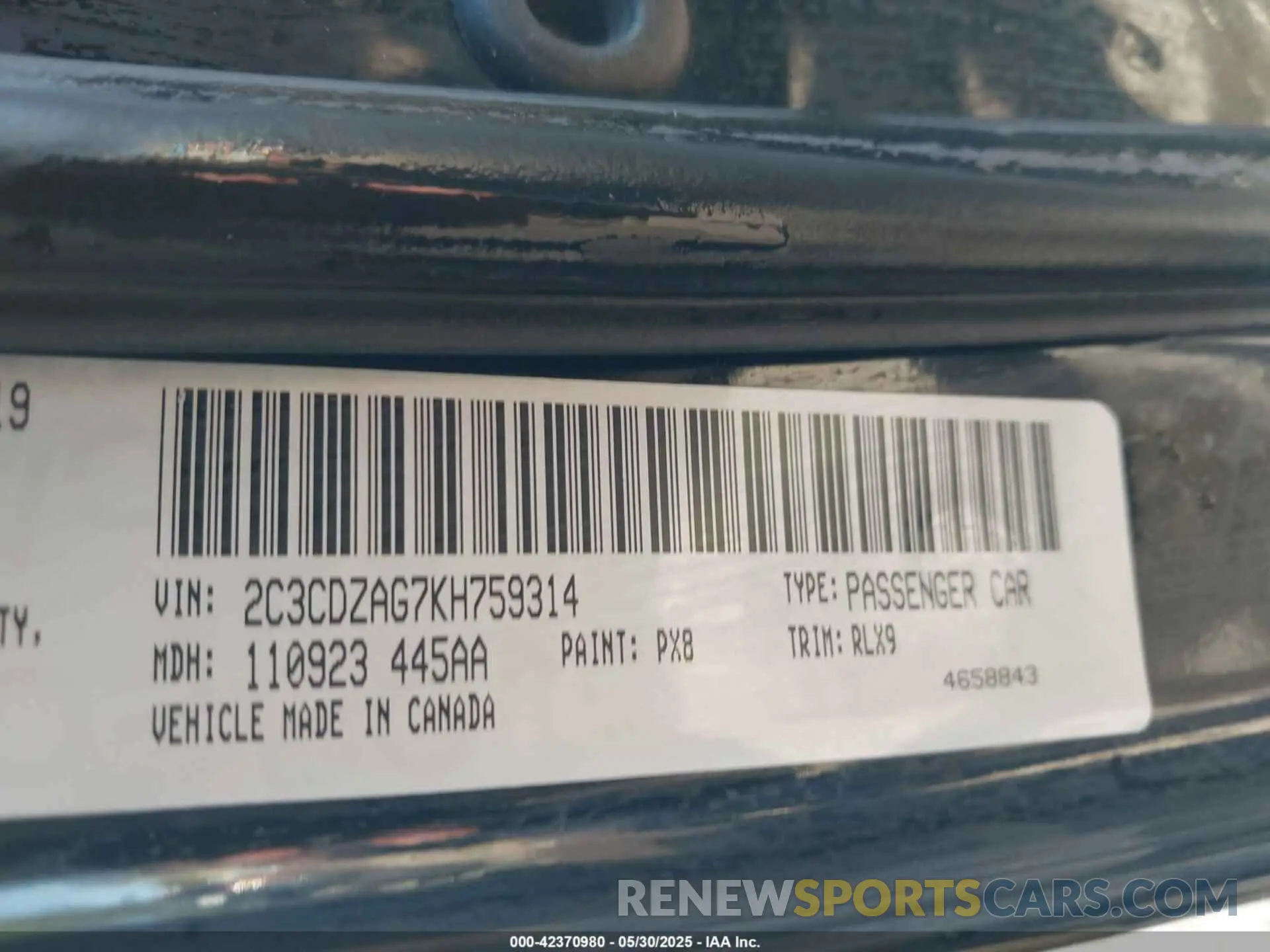 9 Photograph of a damaged car 2C3CDZAG7KH759314 DODGE CHALLENGER 2019