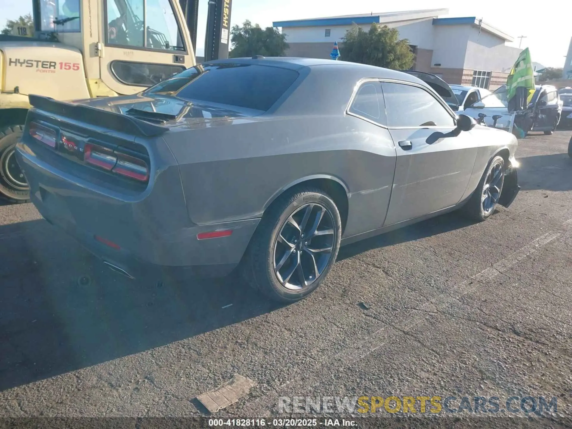 4 Photograph of a damaged car 2C3CDZAG8KH521410 DODGE CHALLENGER 2019