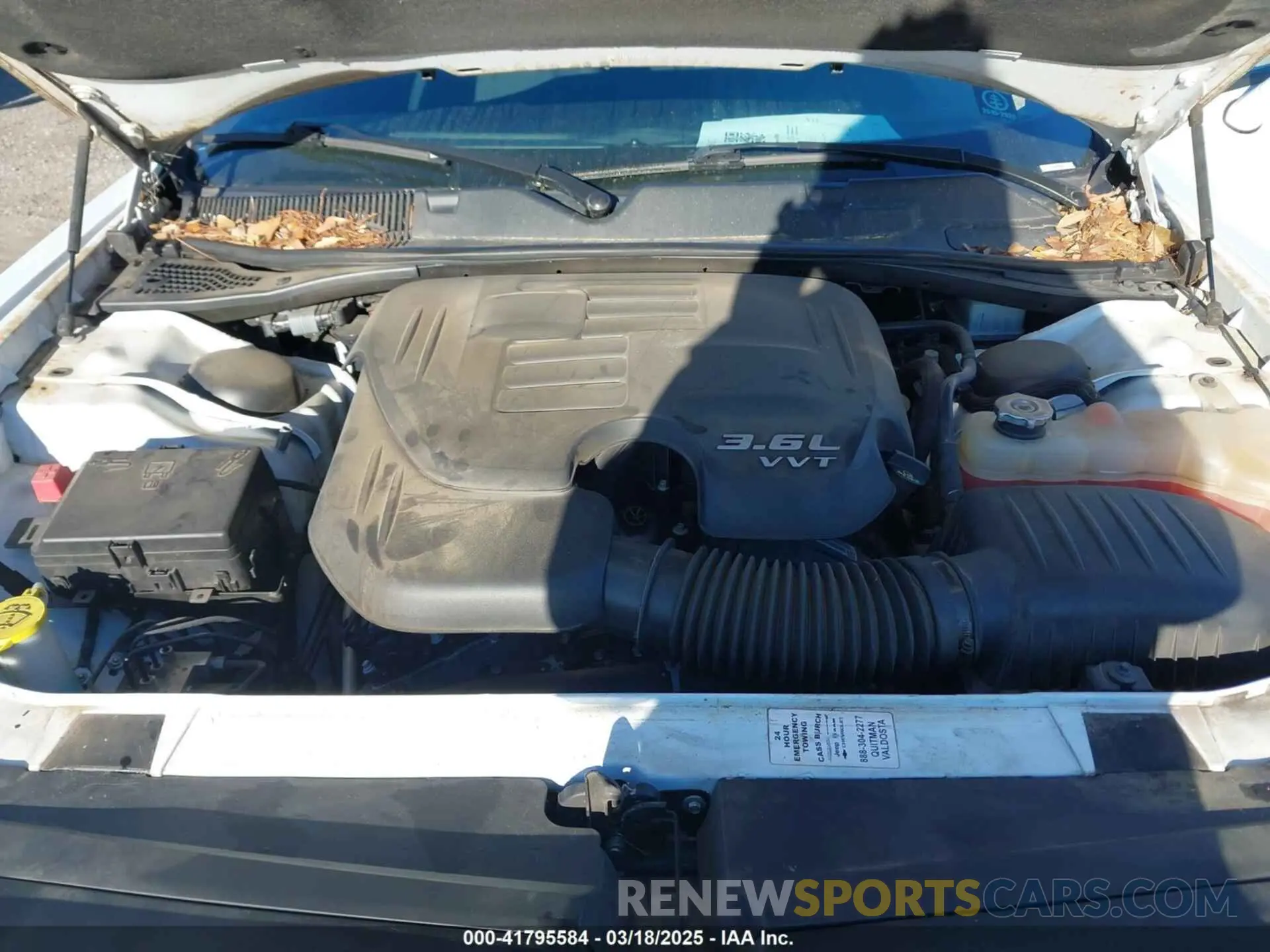 10 Photograph of a damaged car 2C3CDZAG8KH620552 DODGE CHALLENGER 2019
