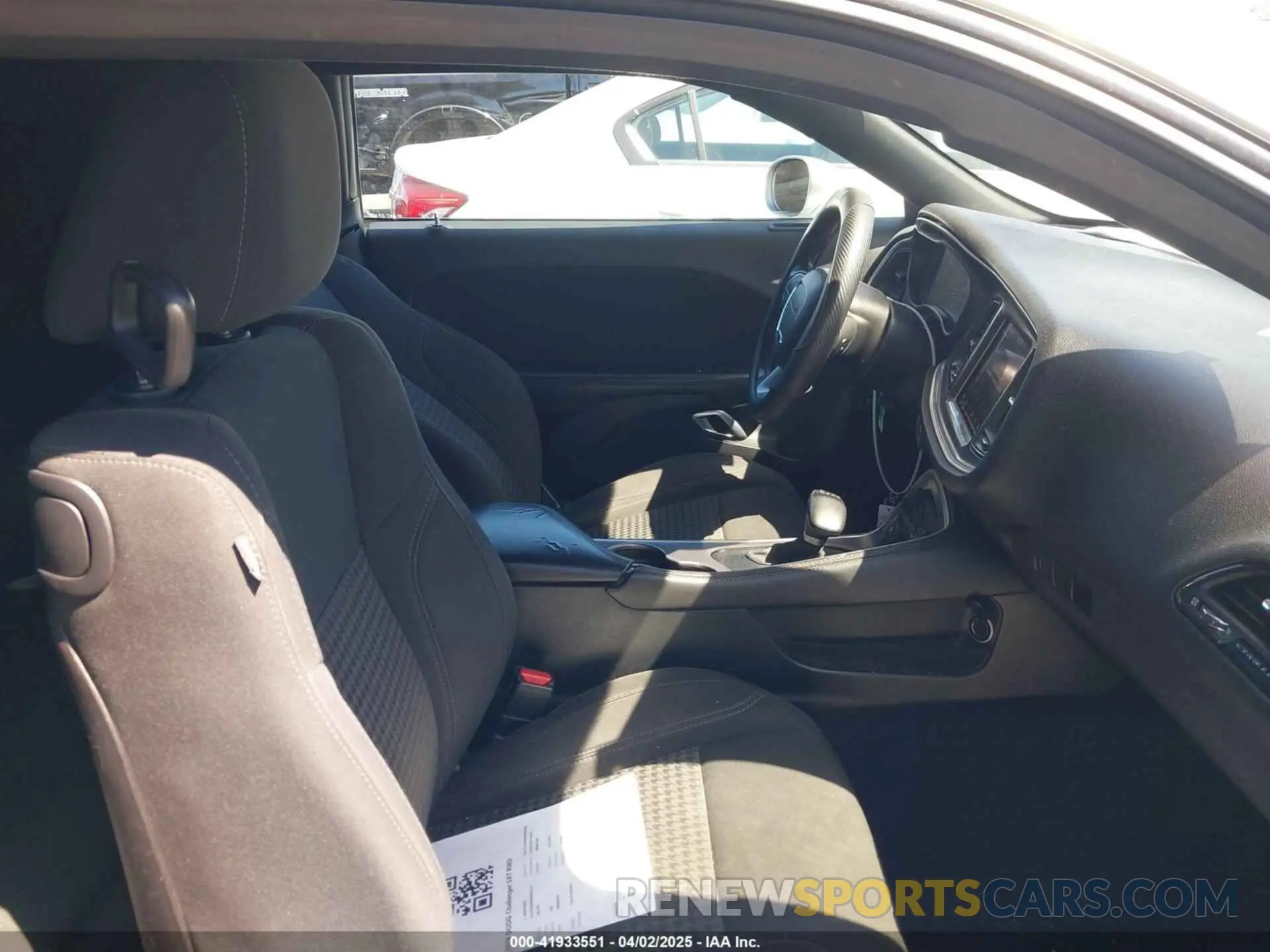 5 Photograph of a damaged car 2C3CDZAG8KH655513 DODGE CHALLENGER 2019