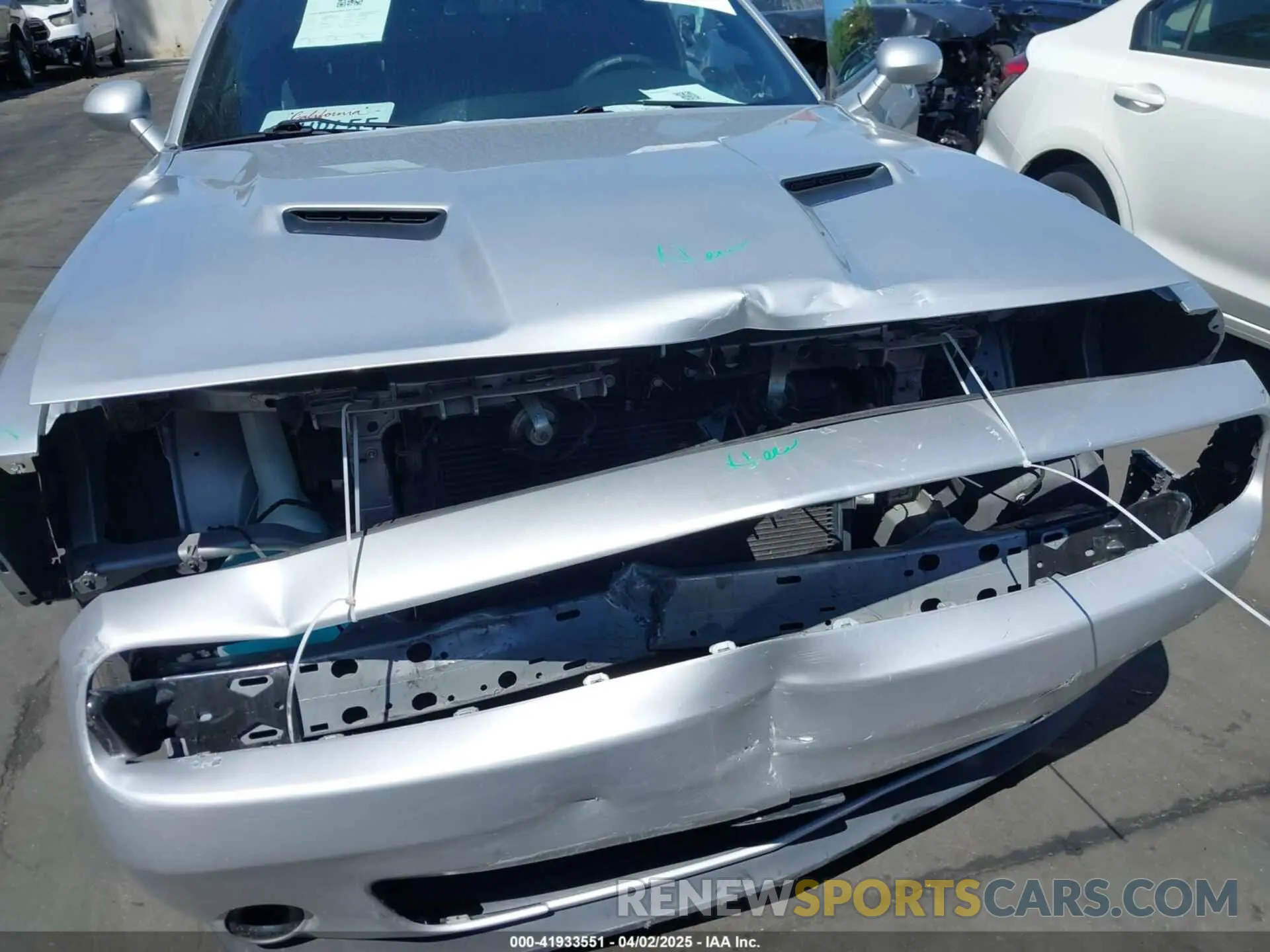 6 Photograph of a damaged car 2C3CDZAG8KH655513 DODGE CHALLENGER 2019