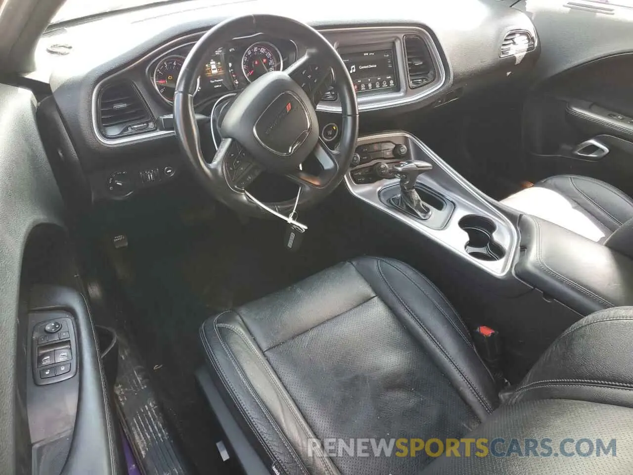 8 Photograph of a damaged car 2C3CDZAG8KH731537 DODGE CHALLENGER 2019