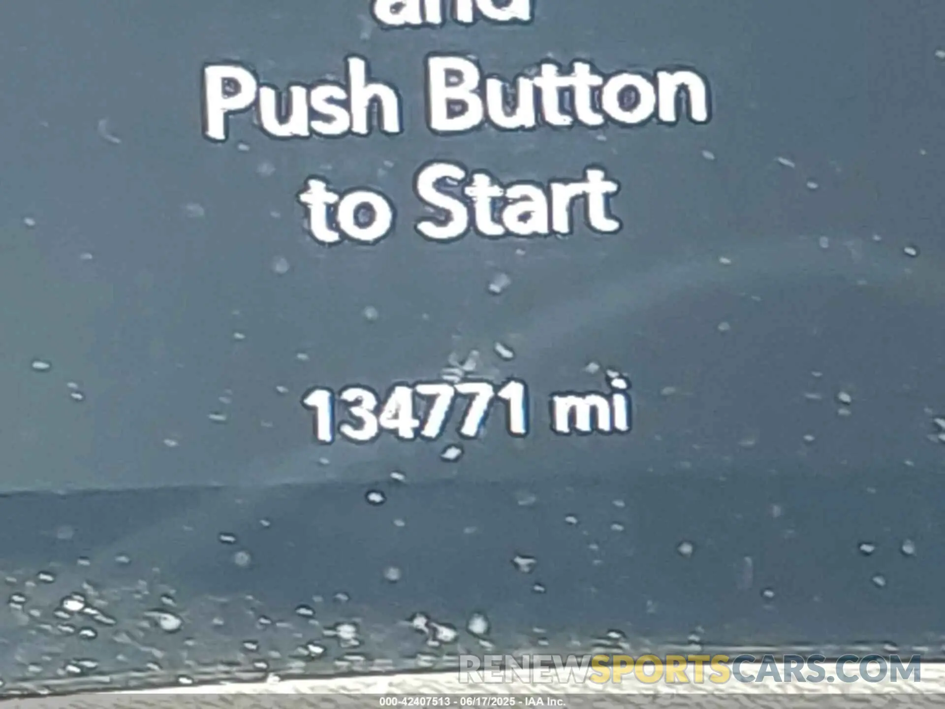 14 Photograph of a damaged car 2C3CDZAG8KH750489 DODGE CHALLENGER 2019