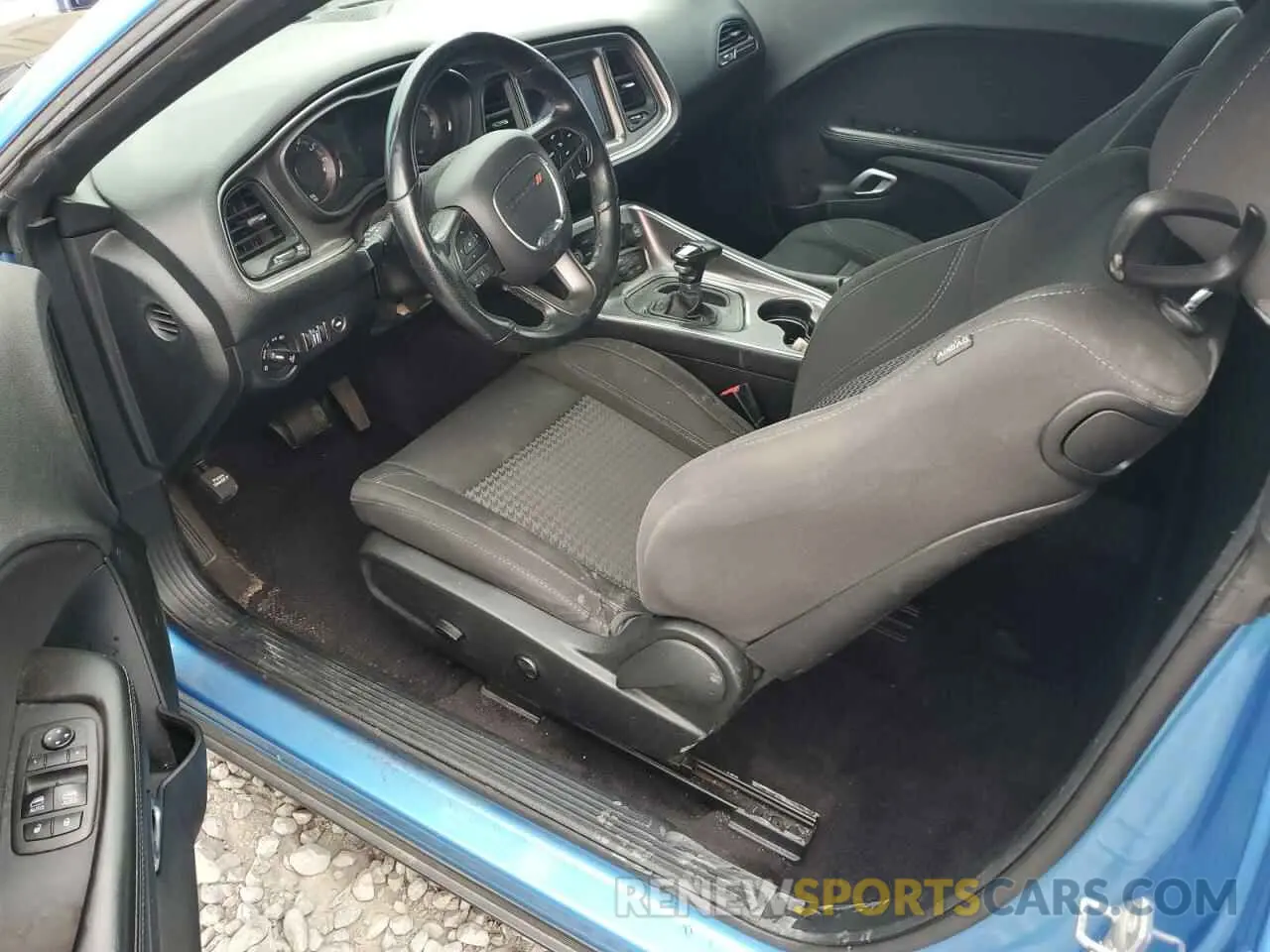 8 Photograph of a damaged car 2C3CDZAG9KH509105 DODGE CHALLENGER 2019