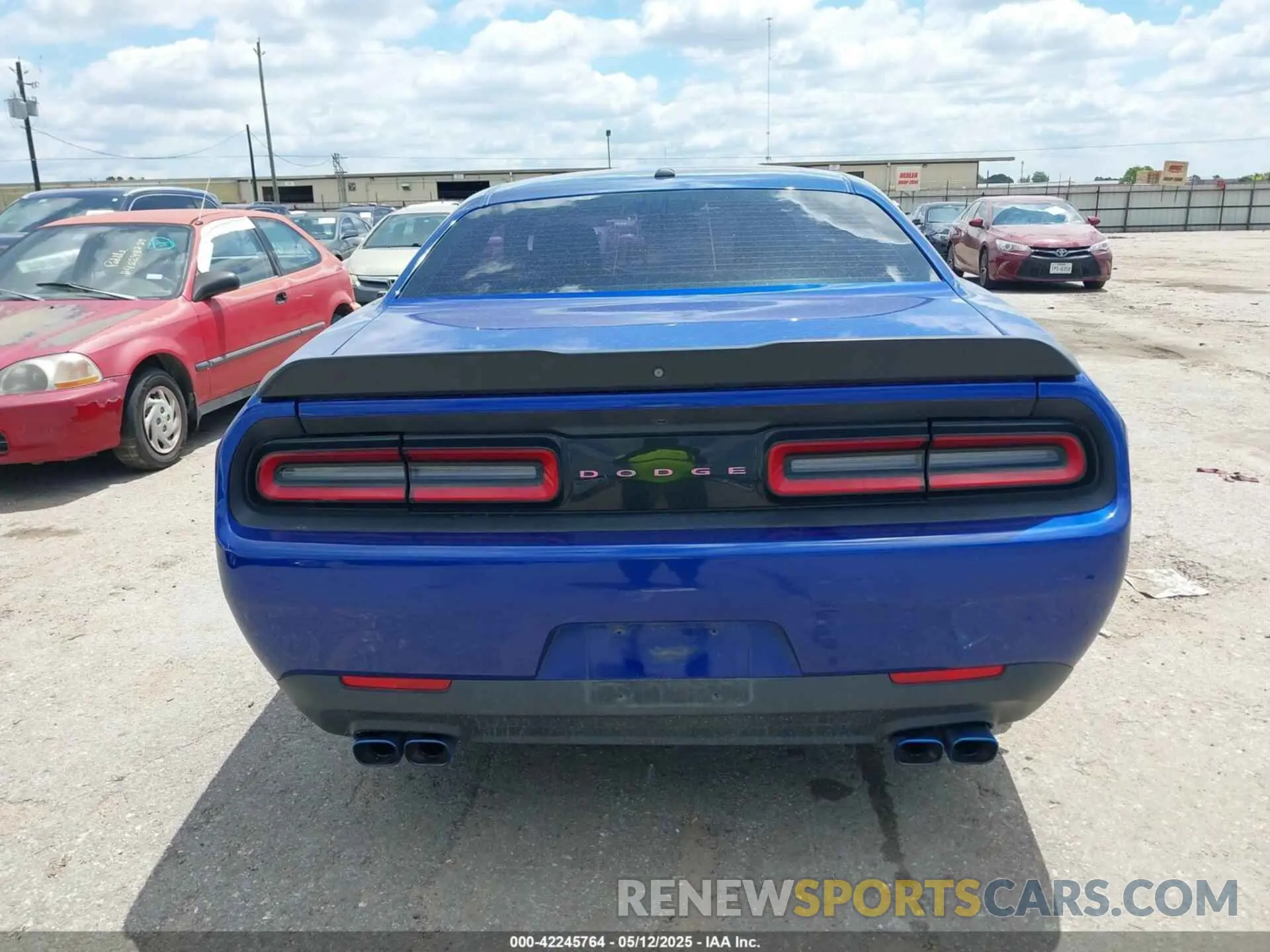 16 Photograph of a damaged car 2C3CDZAG9KH574892 DODGE CHALLENGER 2019