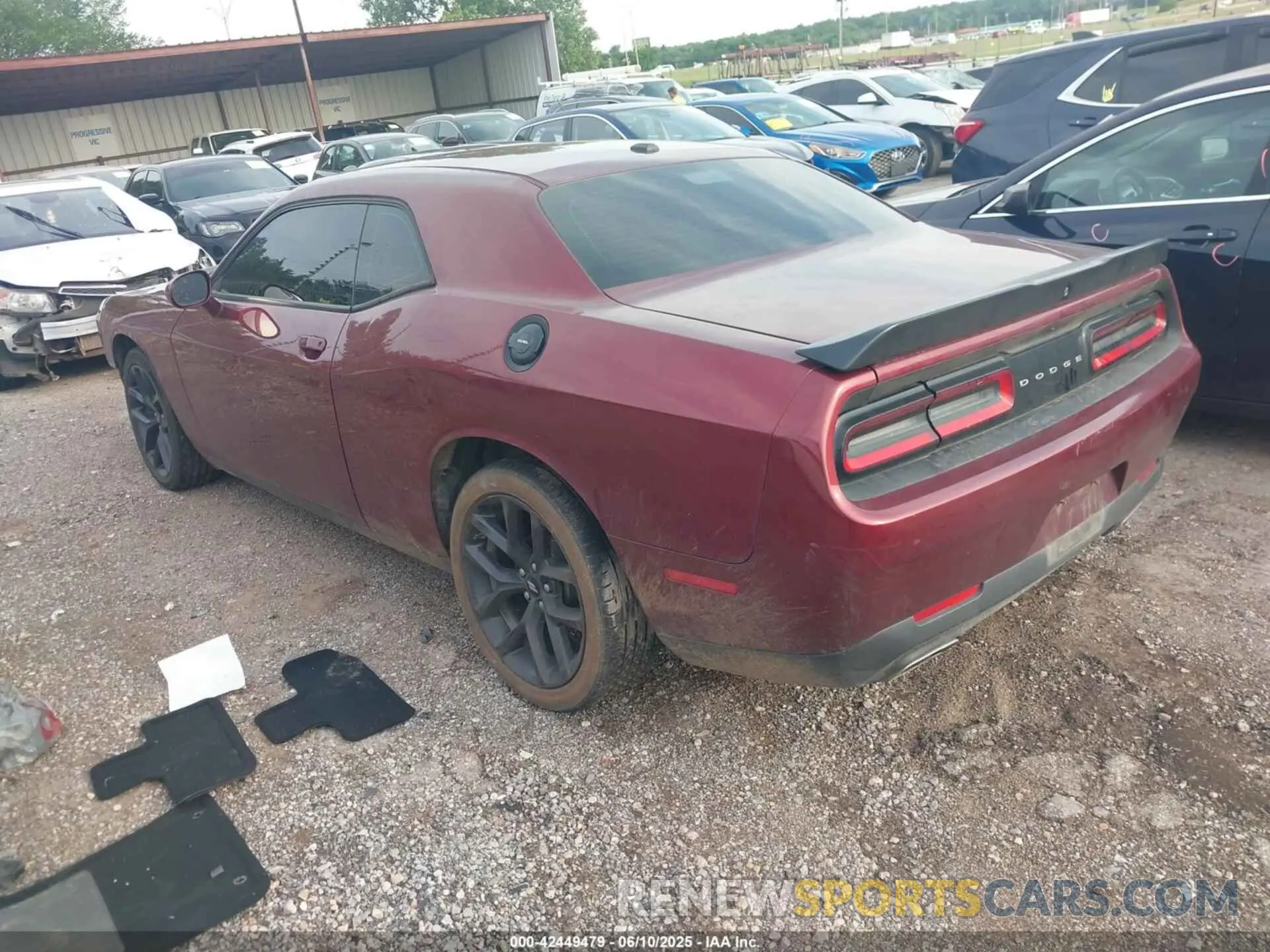 3 Photograph of a damaged car 2C3CDZAG9KH632838 DODGE CHALLENGER 2019