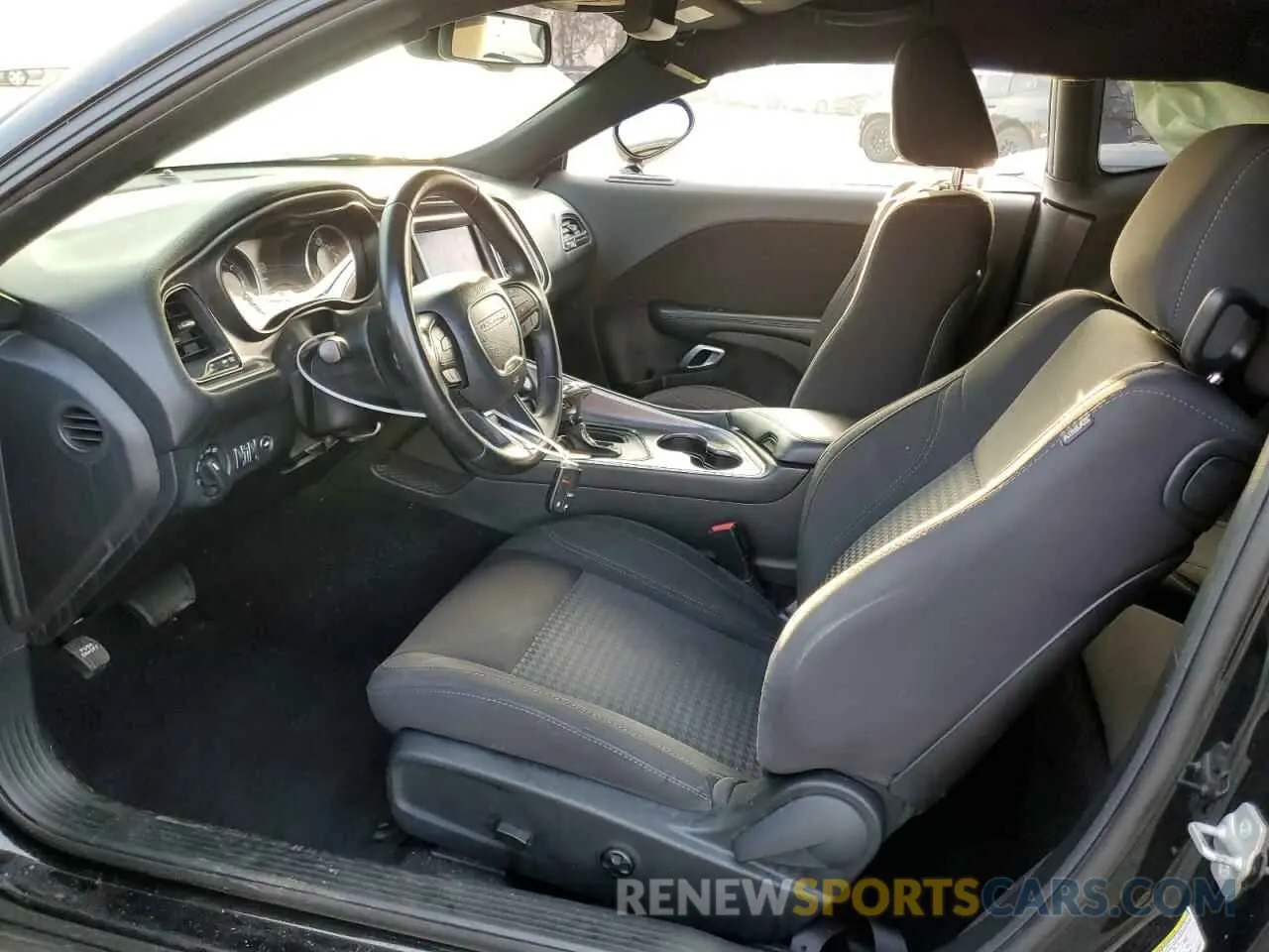 7 Photograph of a damaged car 2C3CDZAG9KH669937 DODGE CHALLENGER 2019