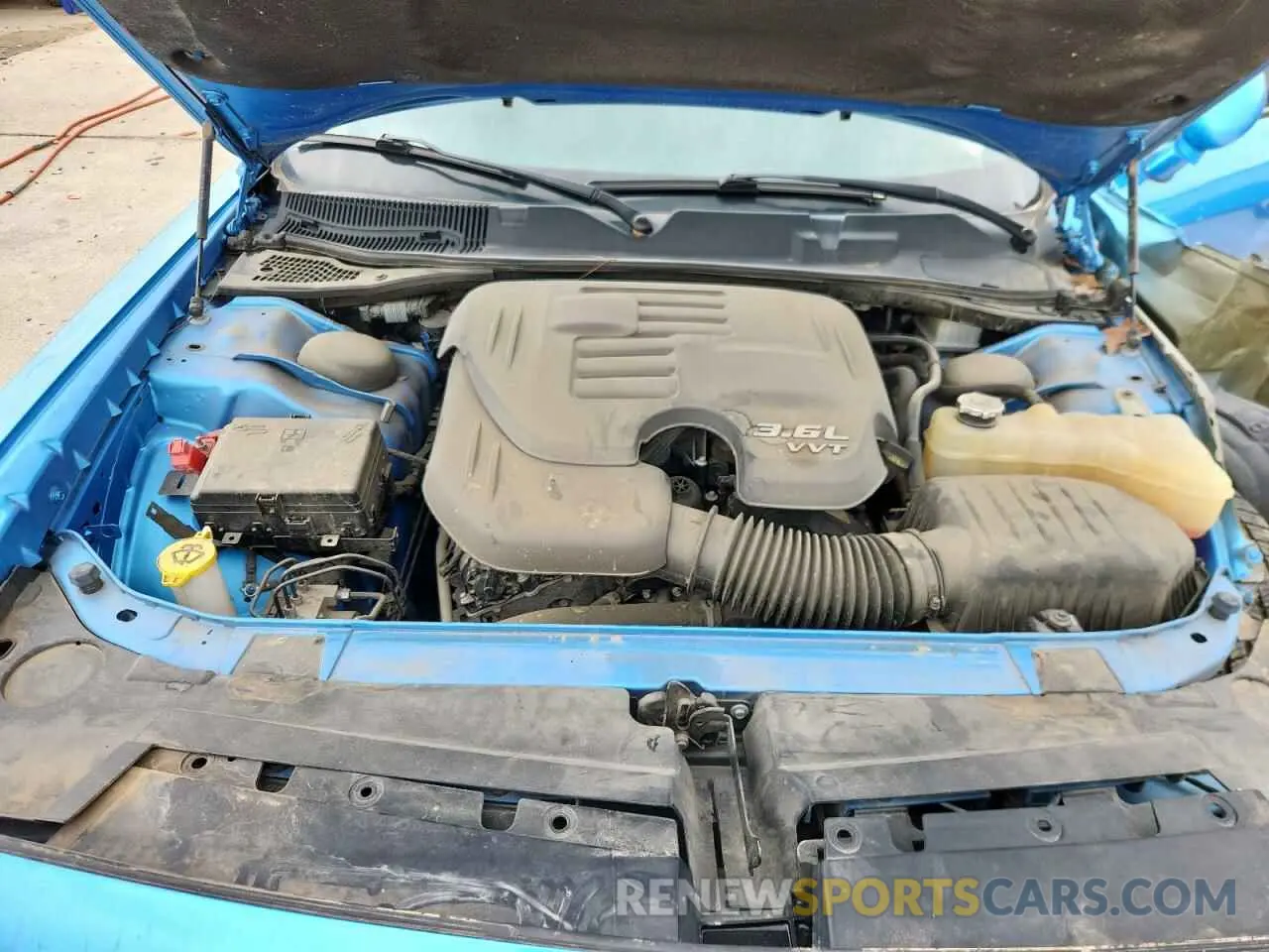11 Photograph of a damaged car 2C3CDZAG9KH671896 DODGE CHALLENGER 2019