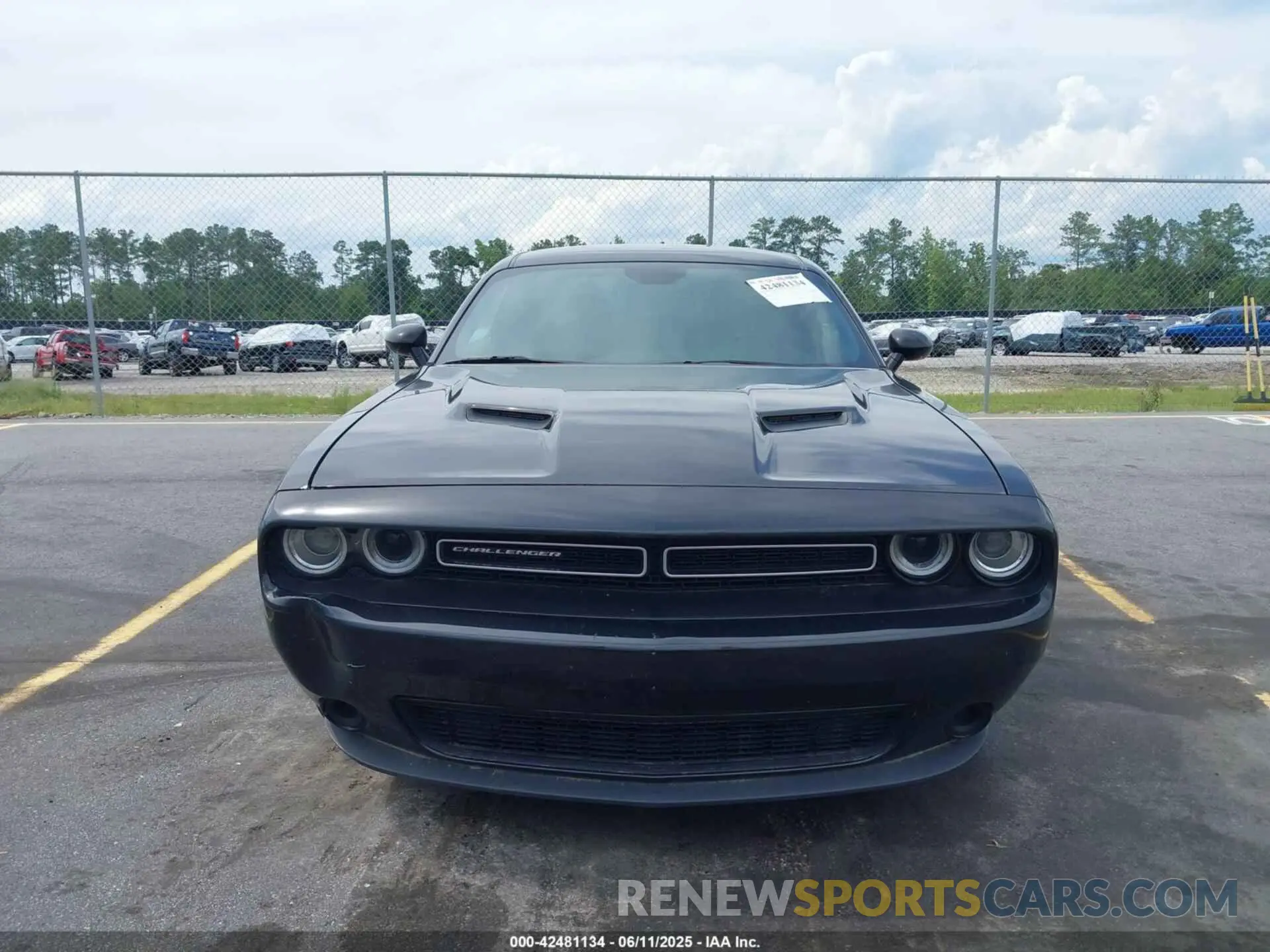 11 Photograph of a damaged car 2C3CDZAG9KH672207 DODGE CHALLENGER 2019