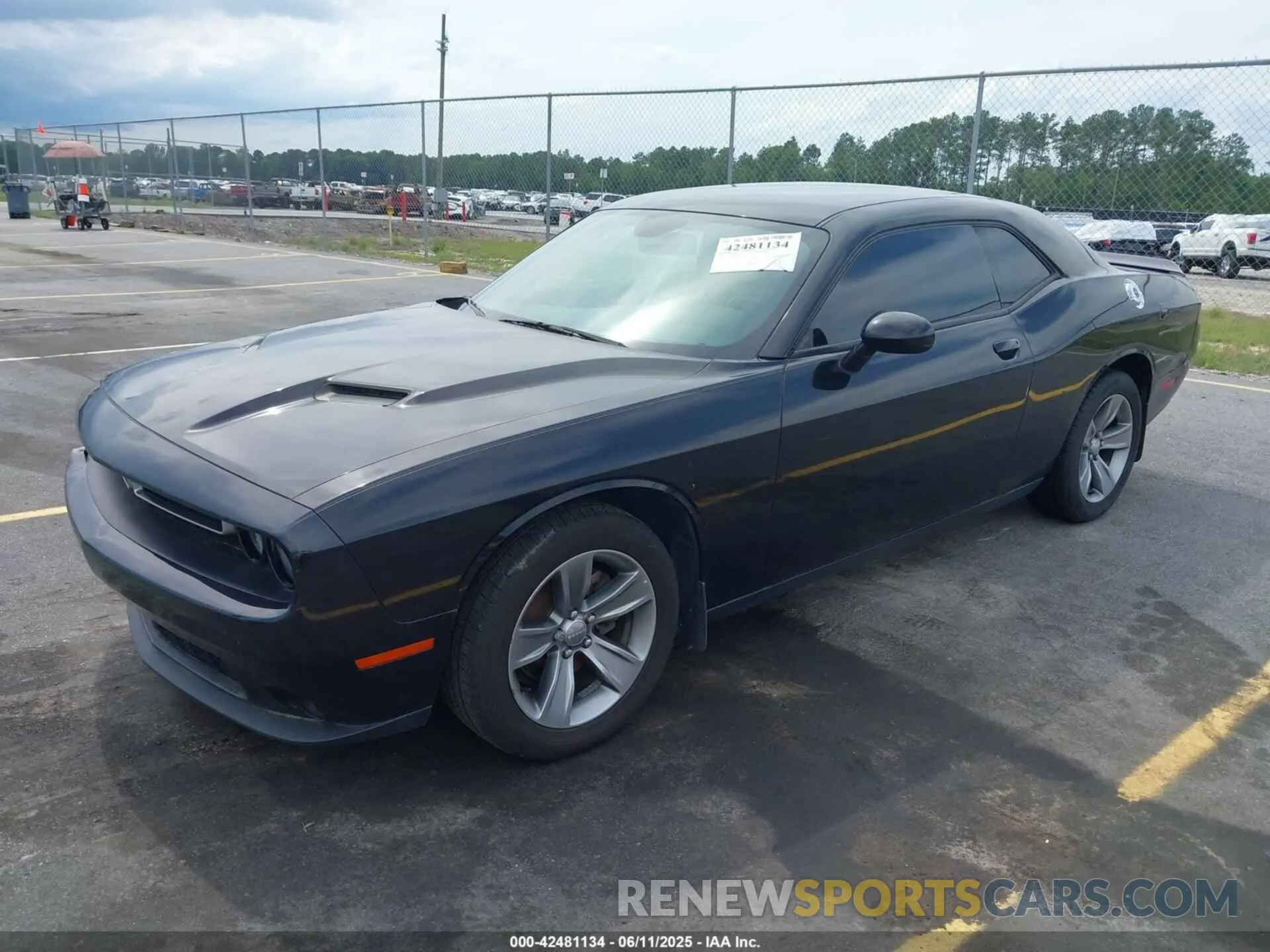 2 Photograph of a damaged car 2C3CDZAG9KH672207 DODGE CHALLENGER 2019