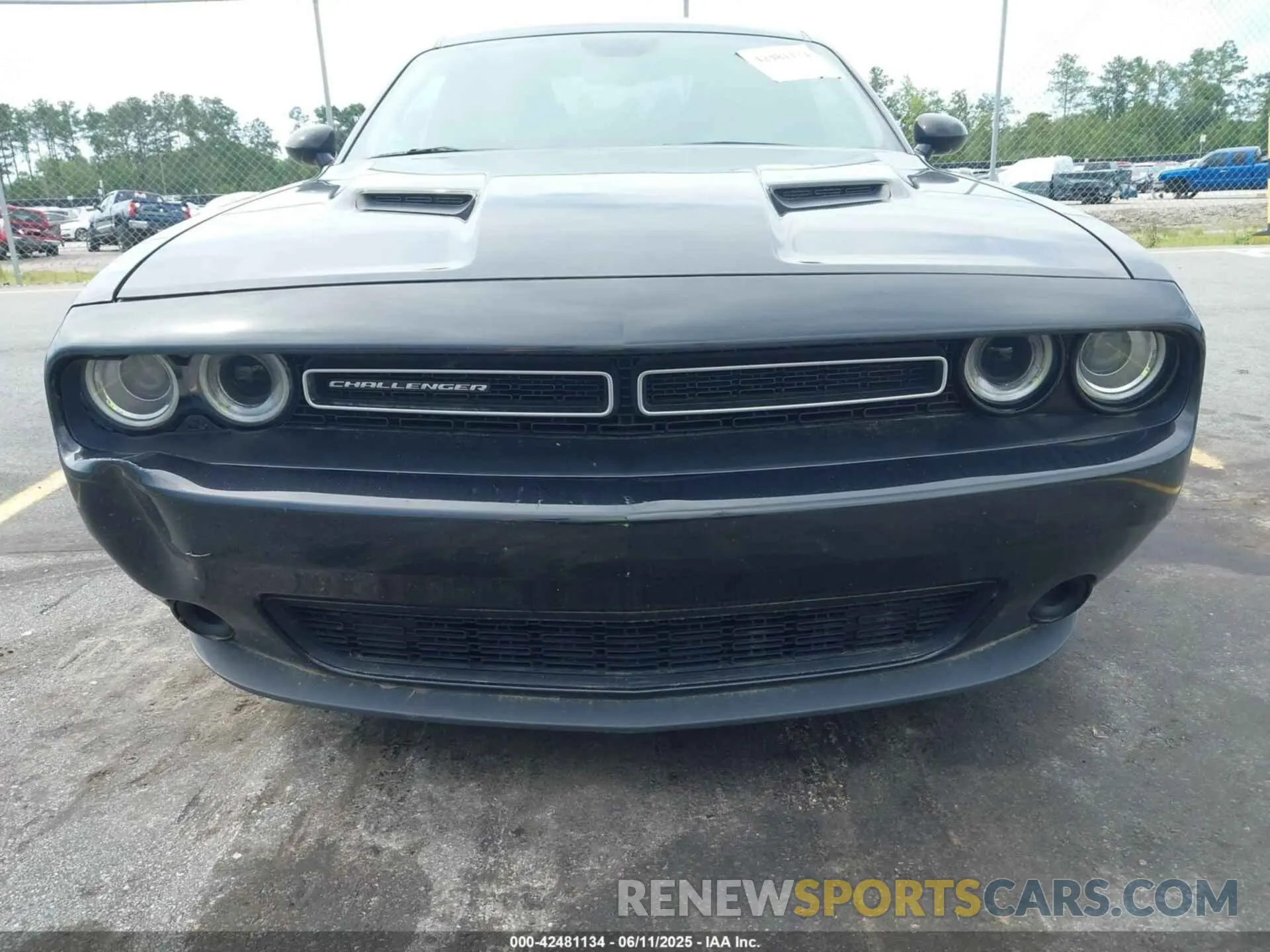 6 Photograph of a damaged car 2C3CDZAG9KH672207 DODGE CHALLENGER 2019