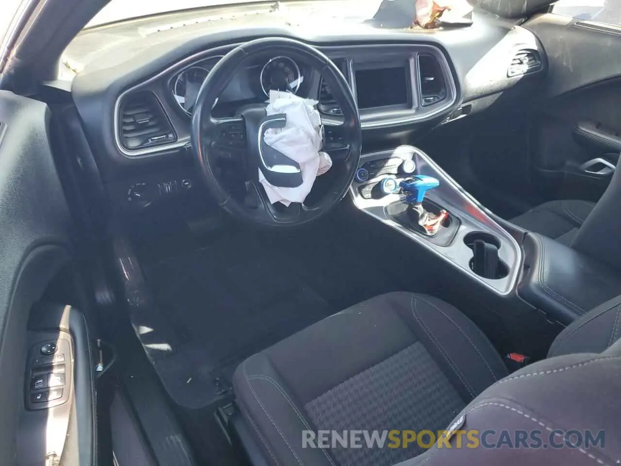 8 Photograph of a damaged car 2C3CDZAG9KH674054 DODGE CHALLENGER 2019