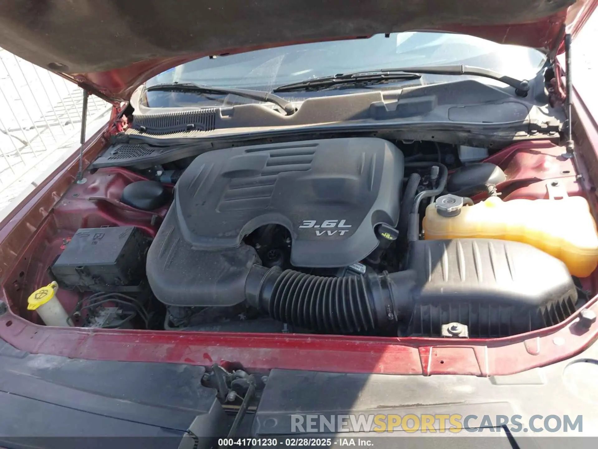 10 Photograph of a damaged car 2C3CDZAG9KH733894 DODGE CHALLENGER 2019