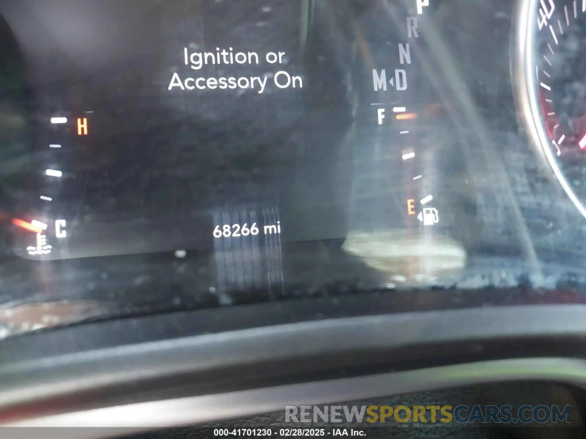 7 Photograph of a damaged car 2C3CDZAG9KH733894 DODGE CHALLENGER 2019