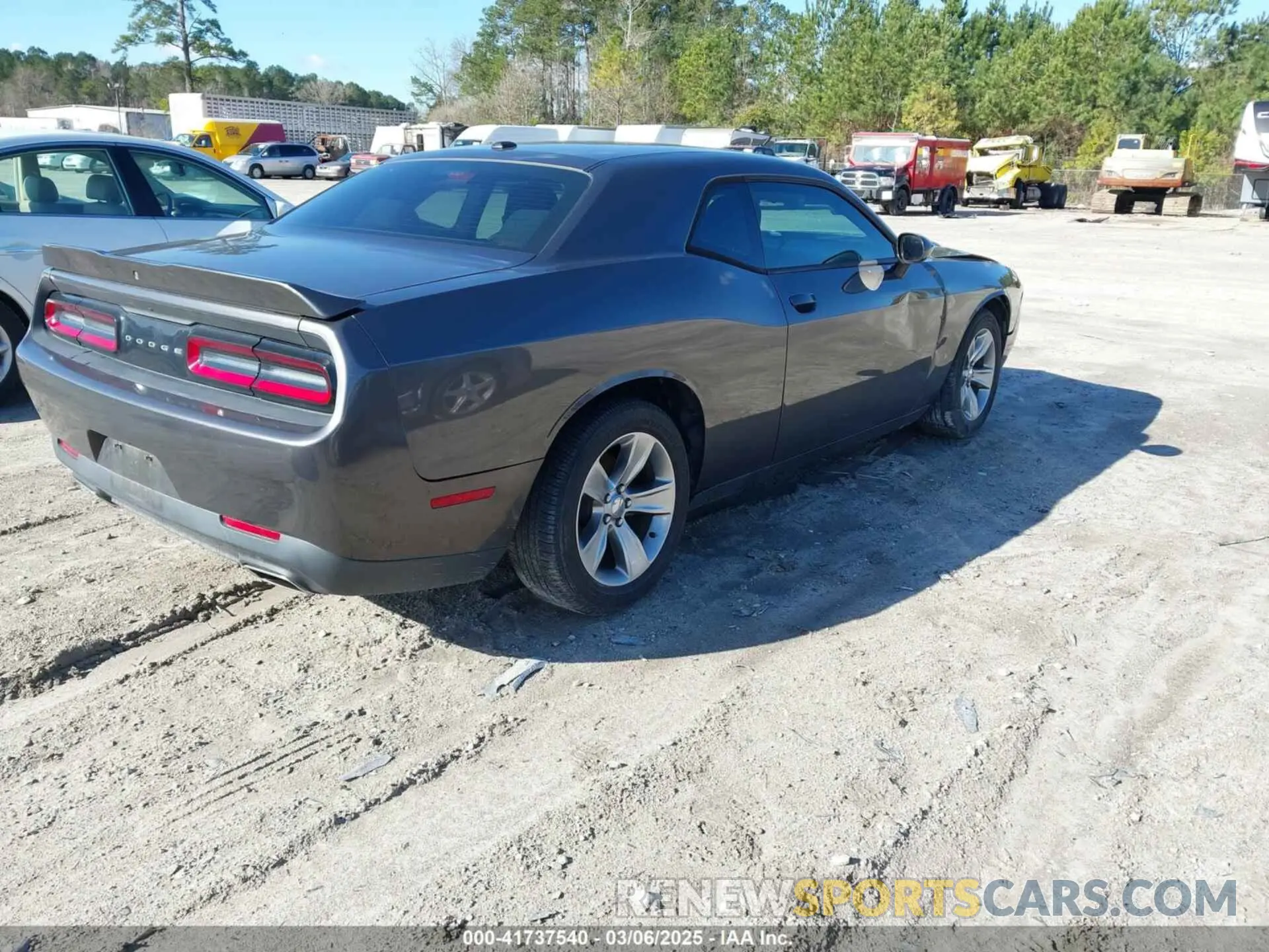 4 Photograph of a damaged car 2C3CDZAGXKH503541 DODGE CHALLENGER 2019