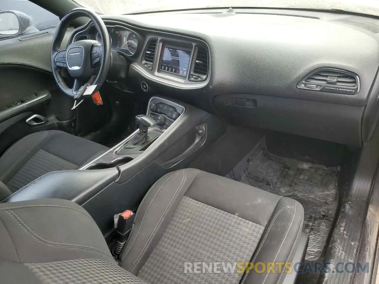 8 Photograph of a damaged car 2C3CDZAGXKH616017 DODGE CHALLENGER 2019