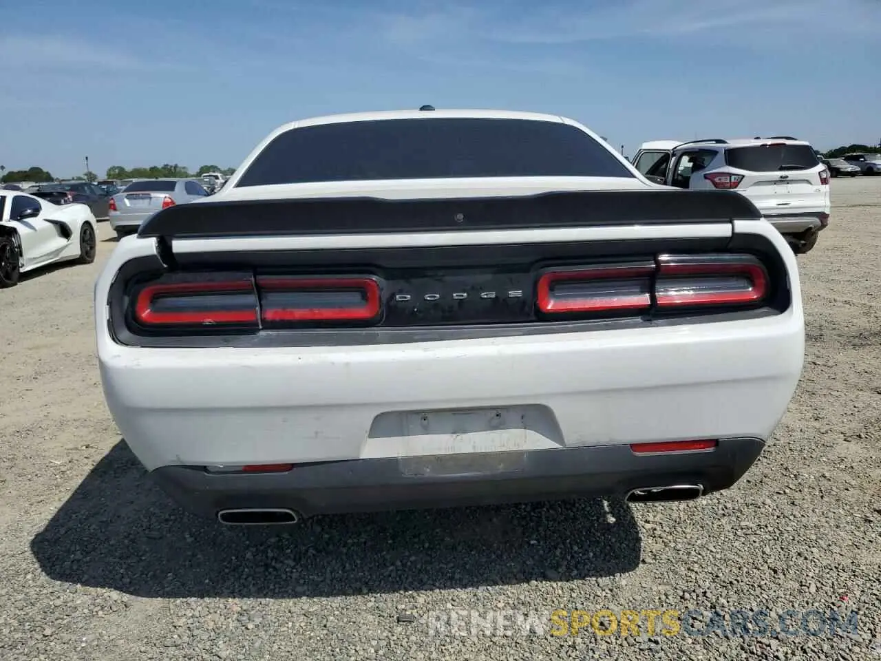6 Photograph of a damaged car 2C3CDZAGXKH659675 DODGE CHALLENGER 2019