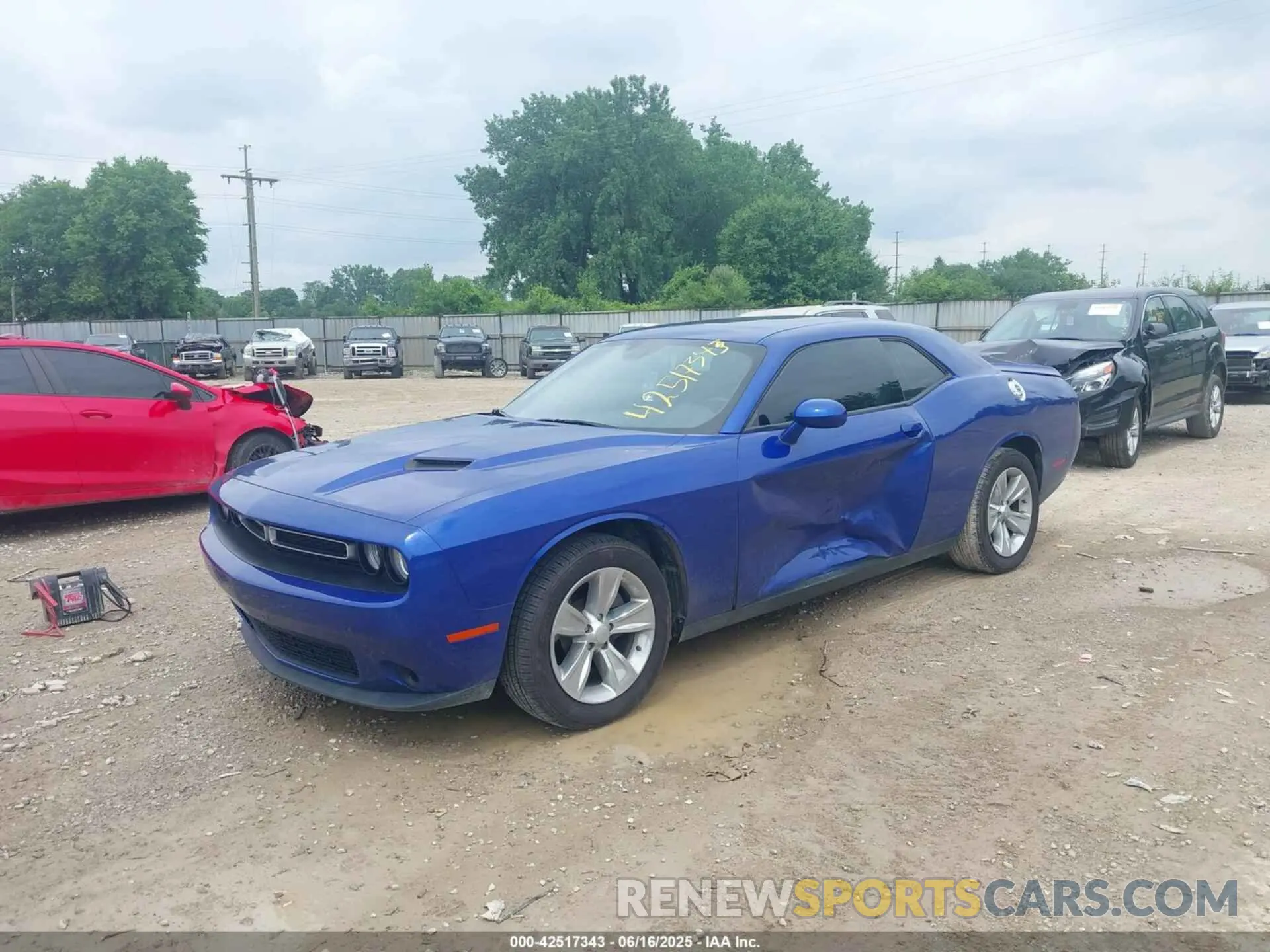 2 Photograph of a damaged car 2C3CDZAGXKH663337 DODGE CHALLENGER 2019