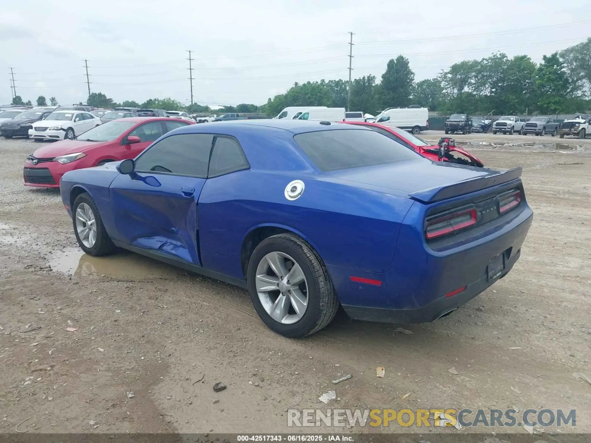 3 Photograph of a damaged car 2C3CDZAGXKH663337 DODGE CHALLENGER 2019