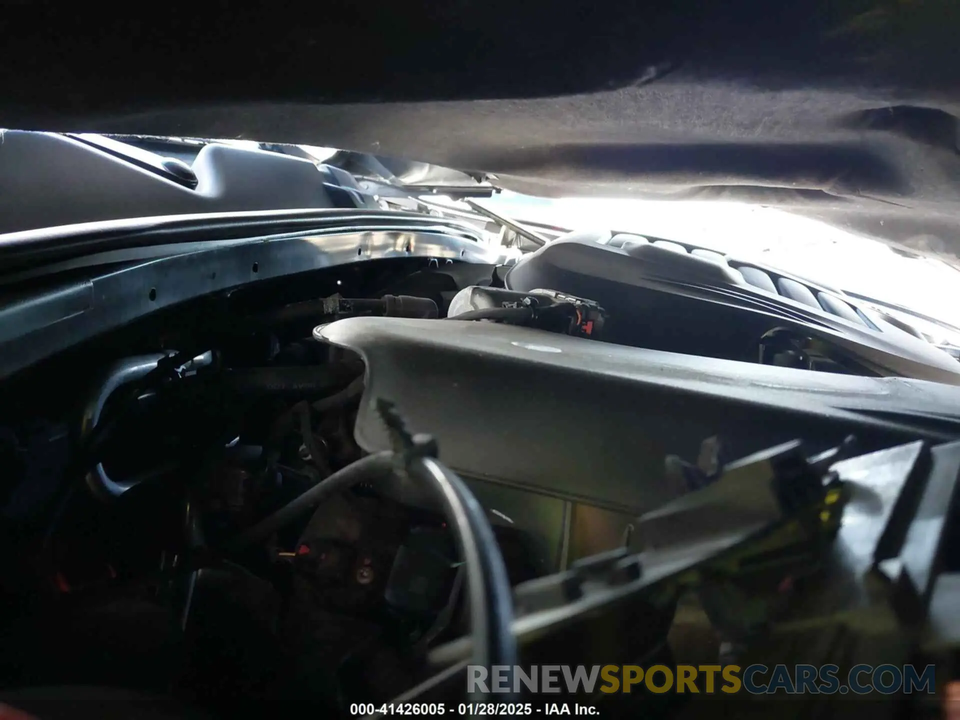 10 Photograph of a damaged car 2C3CDZAGXKH663368 DODGE CHALLENGER 2019