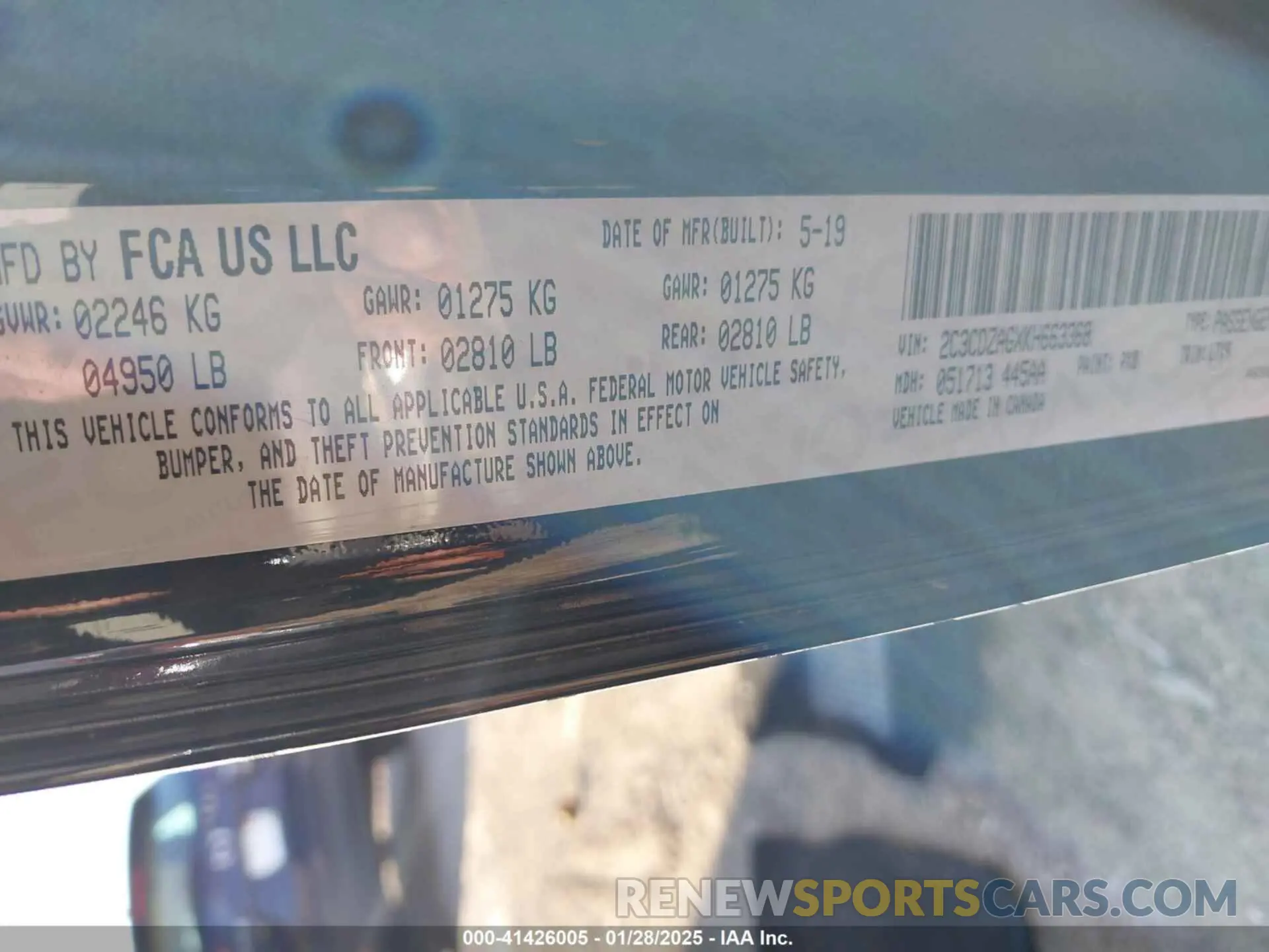 9 Photograph of a damaged car 2C3CDZAGXKH663368 DODGE CHALLENGER 2019