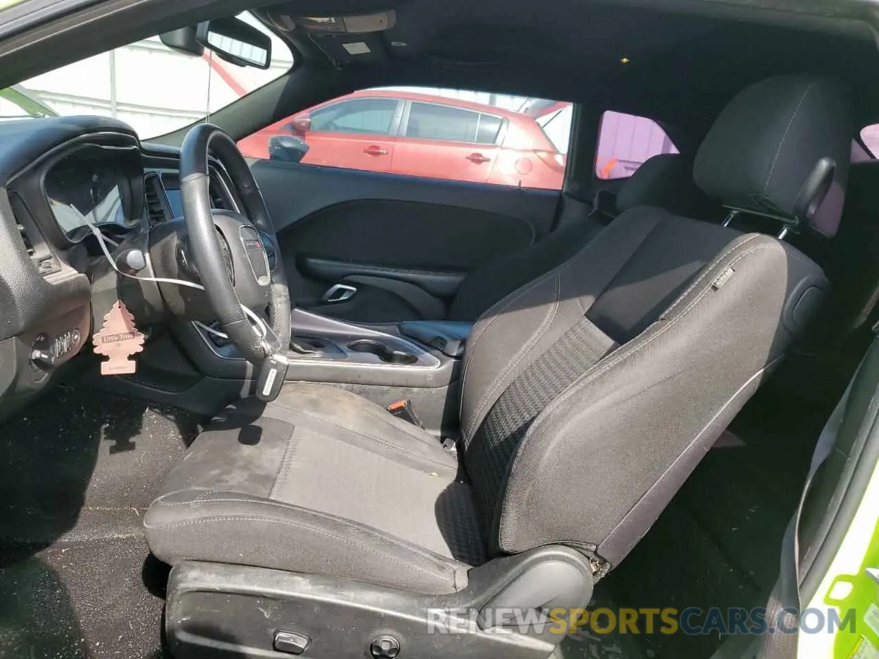 7 Photograph of a damaged car 2C3CDZAGXKH688030 DODGE CHALLENGER 2019