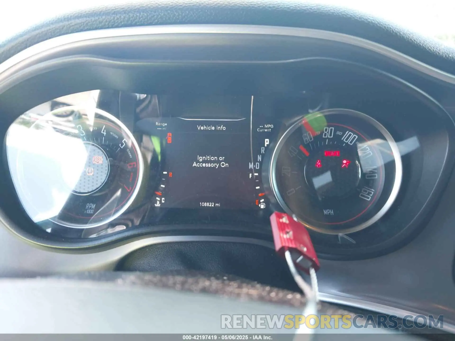 7 Photograph of a damaged car 2C3CDZBT1KH583498 DODGE CHALLENGER 2019