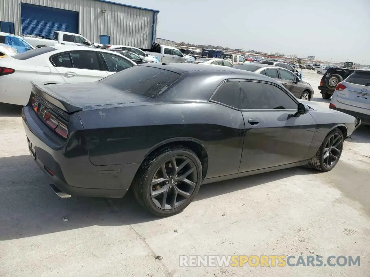 3 Photograph of a damaged car 2C3CDZBT2KH583266 DODGE CHALLENGER 2019