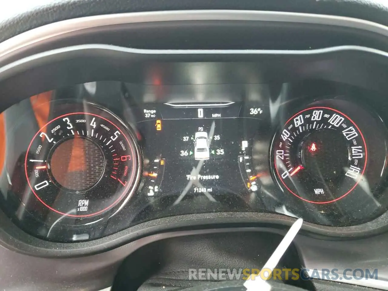 9 Photograph of a damaged car 2C3CDZBT2KH708766 DODGE CHALLENGER 2019