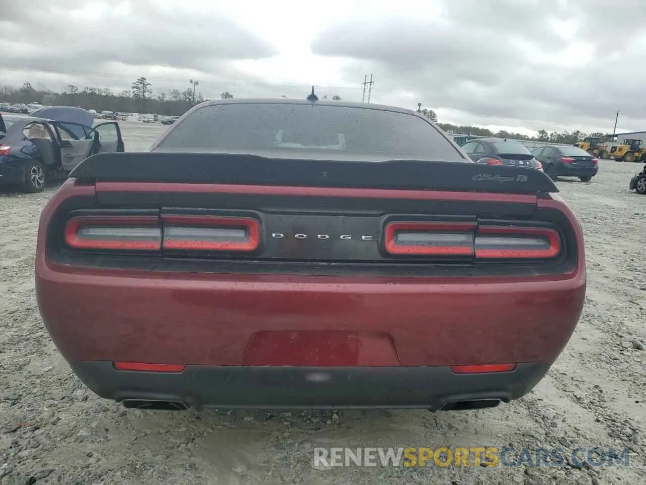 6 Photograph of a damaged car 2C3CDZBT3KH521858 DODGE CHALLENGER 2019