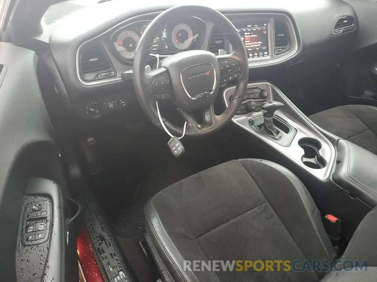 8 Photograph of a damaged car 2C3CDZBT3KH521858 DODGE CHALLENGER 2019