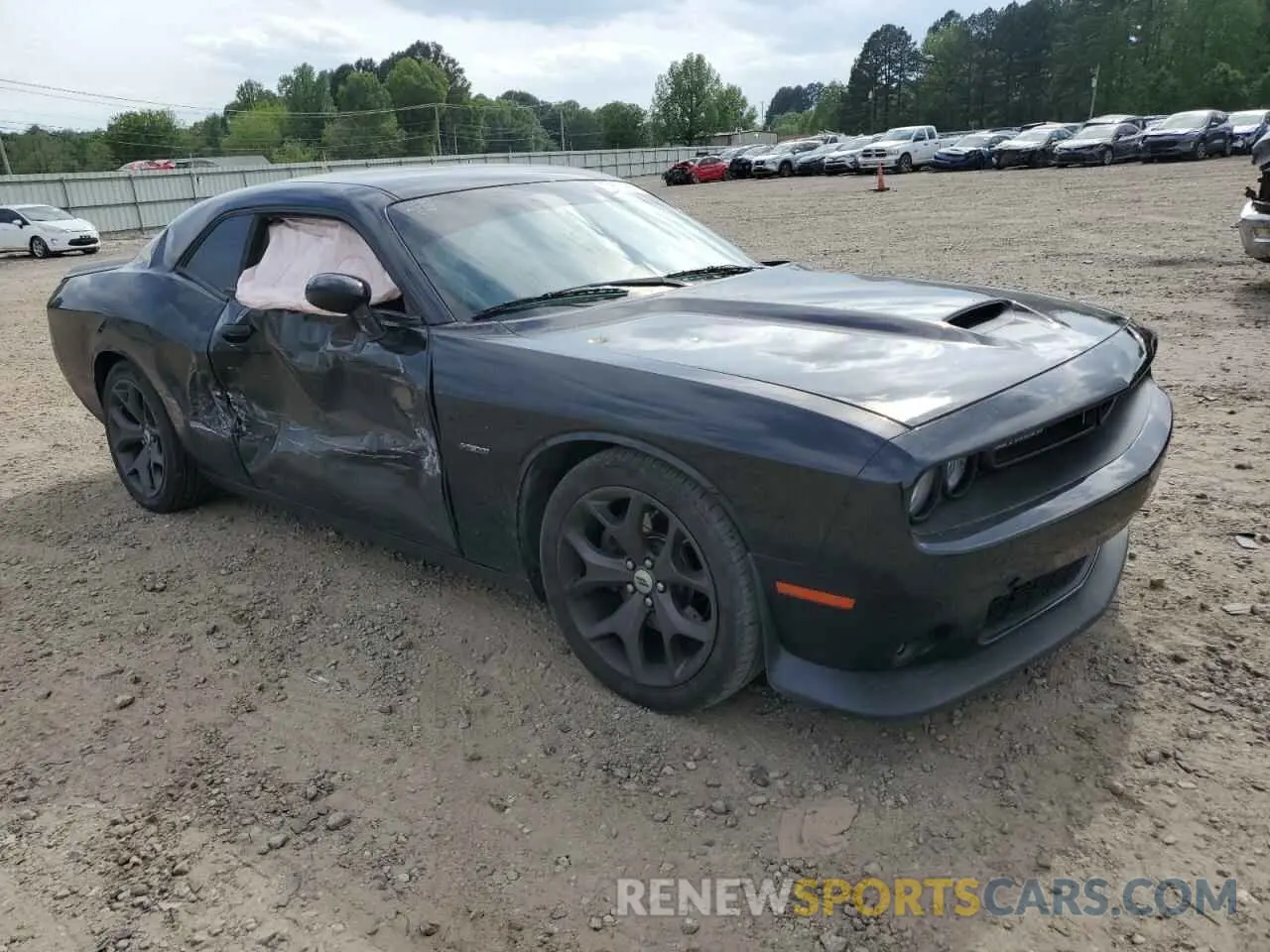 4 Photograph of a damaged car 2C3CDZBT4KH524316 DODGE CHALLENGER 2019