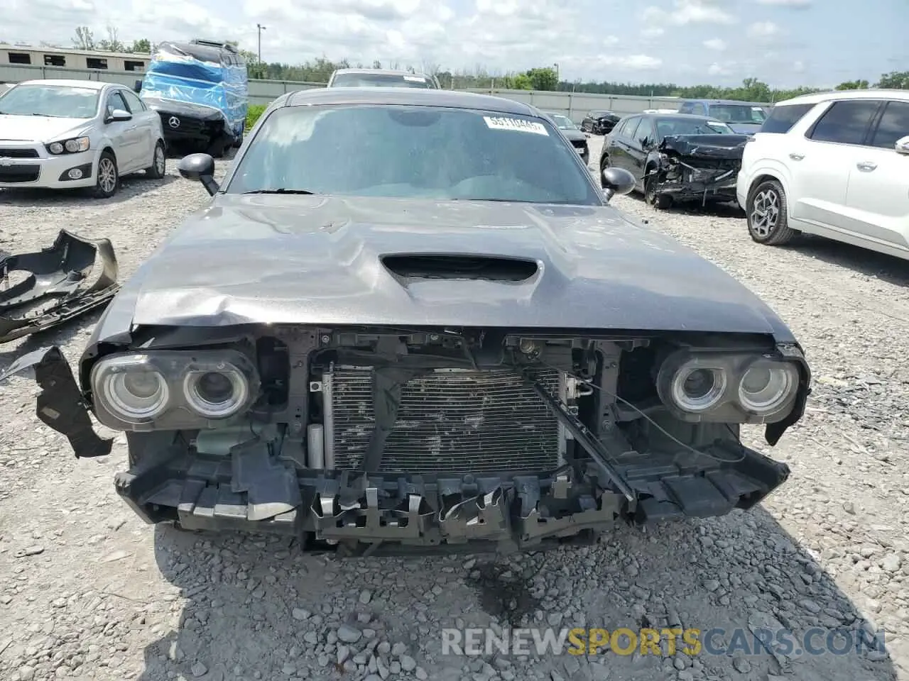 5 Photograph of a damaged car 2C3CDZBT4KH606420 DODGE CHALLENGER 2019
