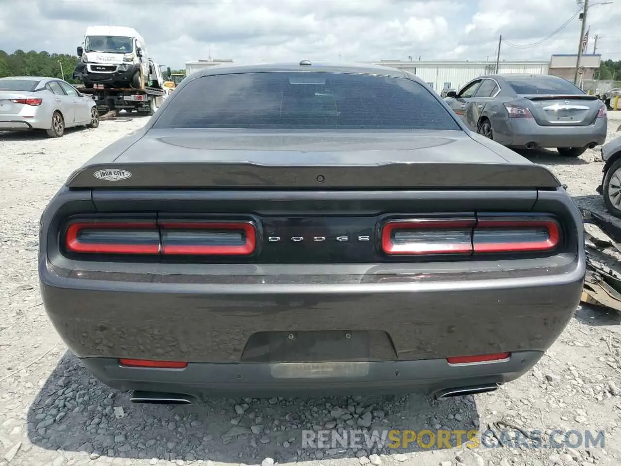 6 Photograph of a damaged car 2C3CDZBT4KH606420 DODGE CHALLENGER 2019
