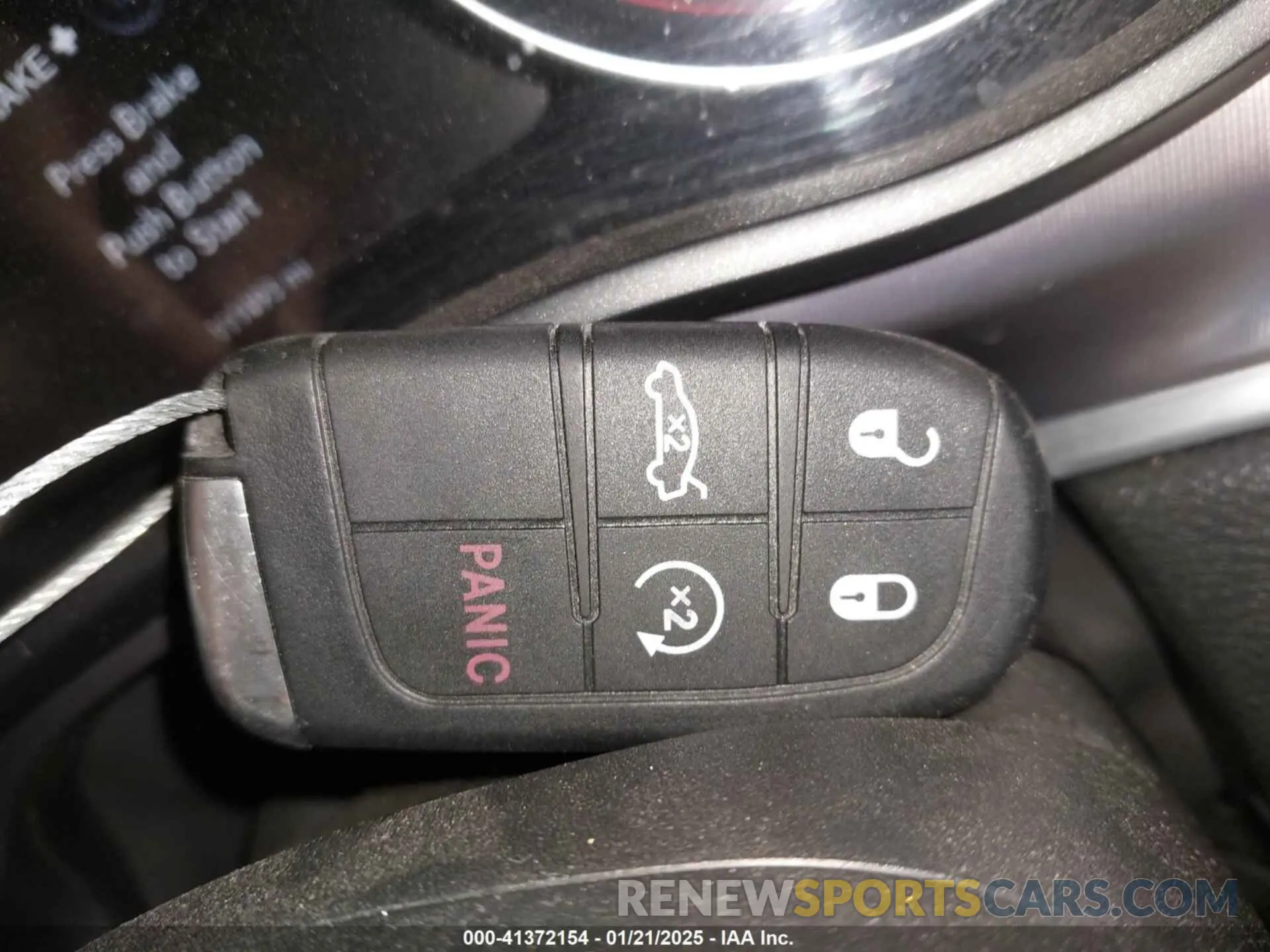11 Photograph of a damaged car 2C3CDZBT5KH573606 DODGE CHALLENGER 2019