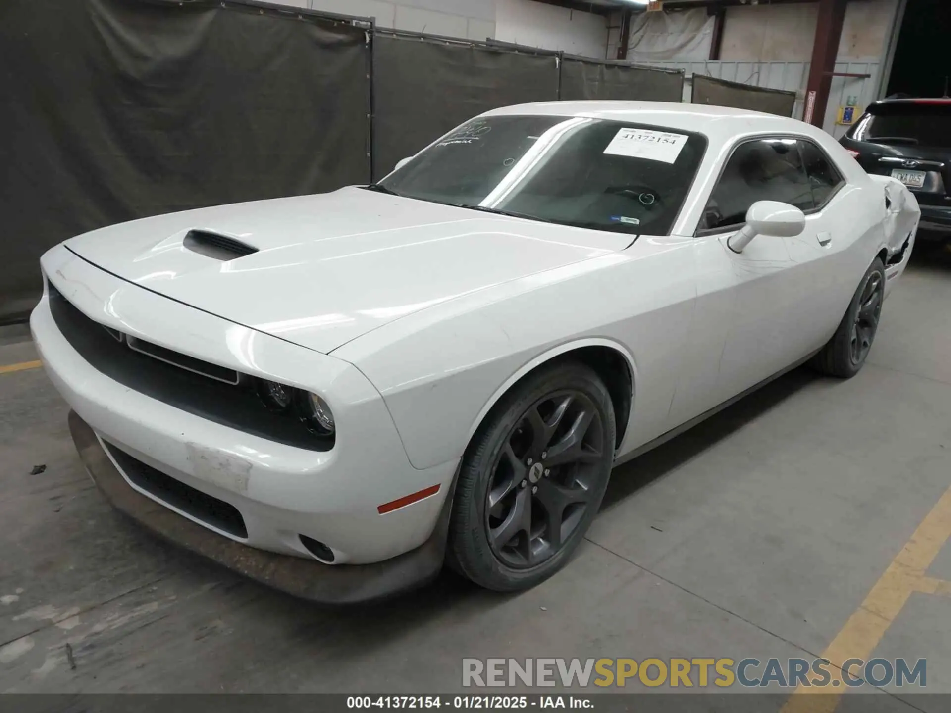 2 Photograph of a damaged car 2C3CDZBT5KH573606 DODGE CHALLENGER 2019